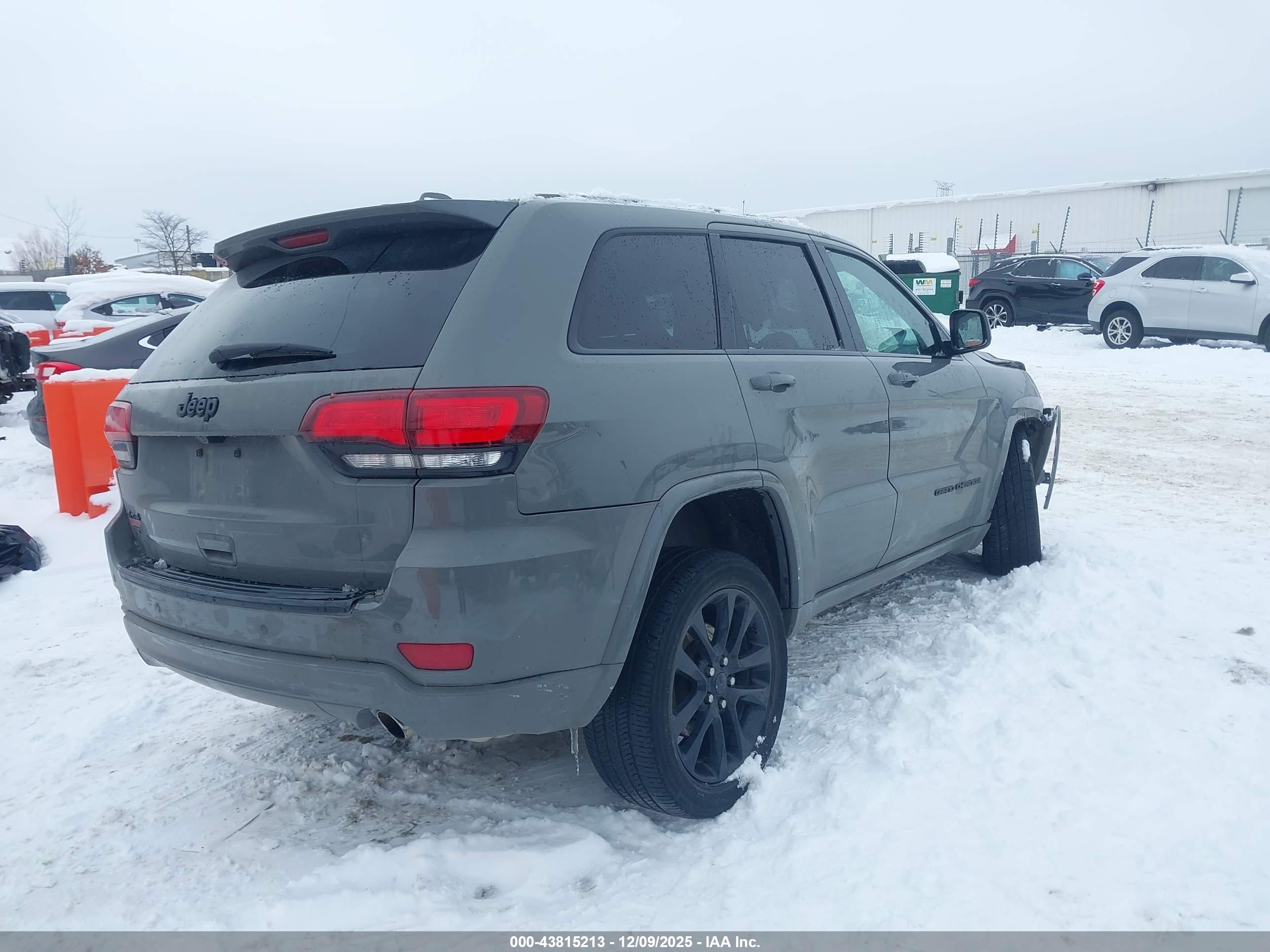JEEP GRAND image 4