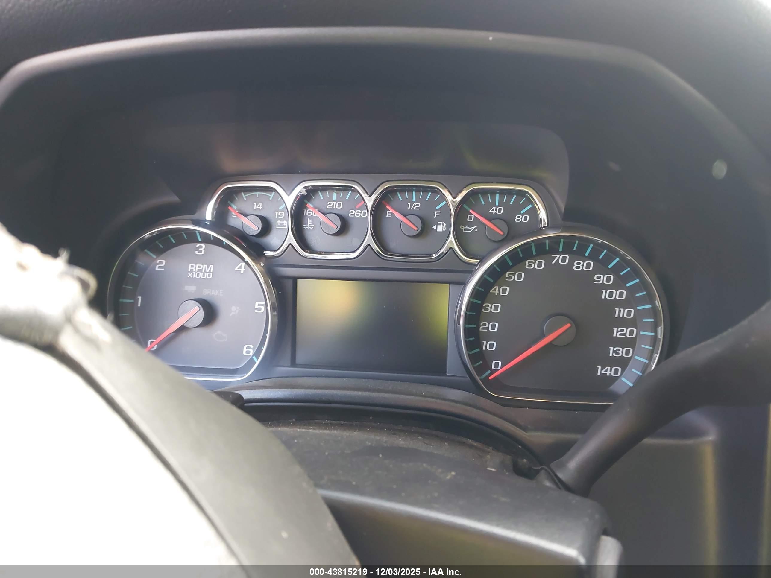 CHEVROLET SILVERADO image 7