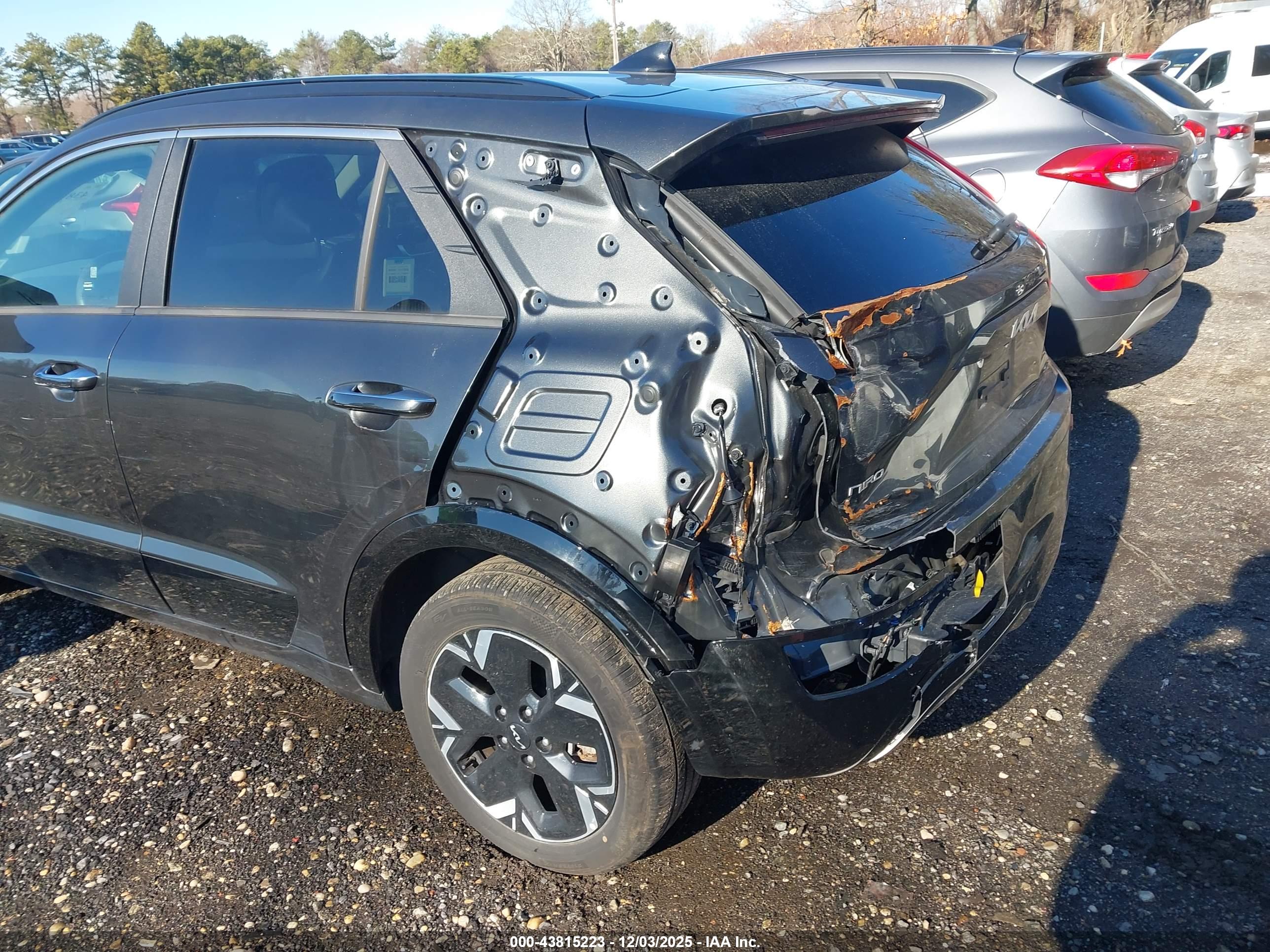KIA NIRO image 6