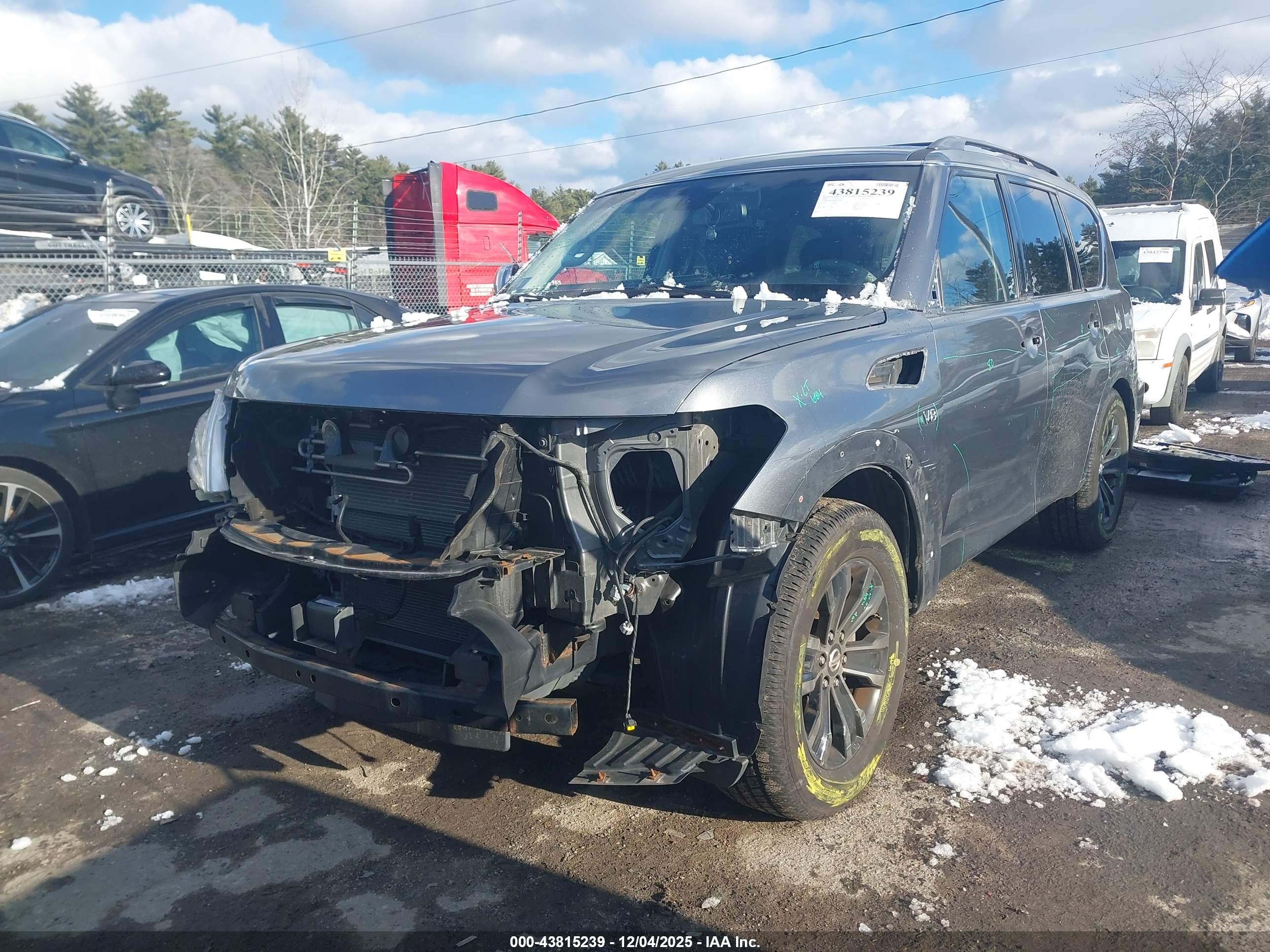 NISSAN ARMADA image 2