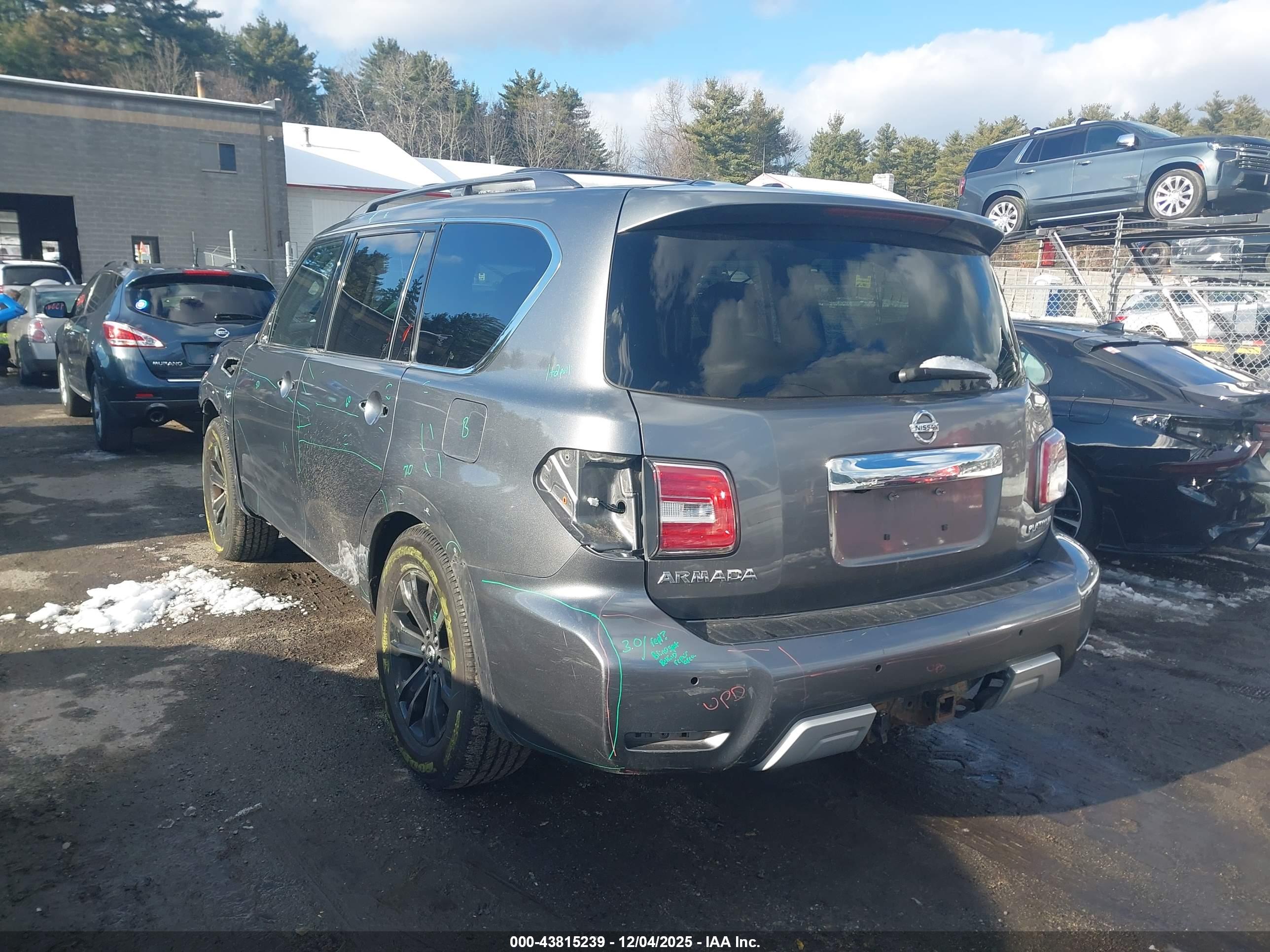 NISSAN ARMADA image 3