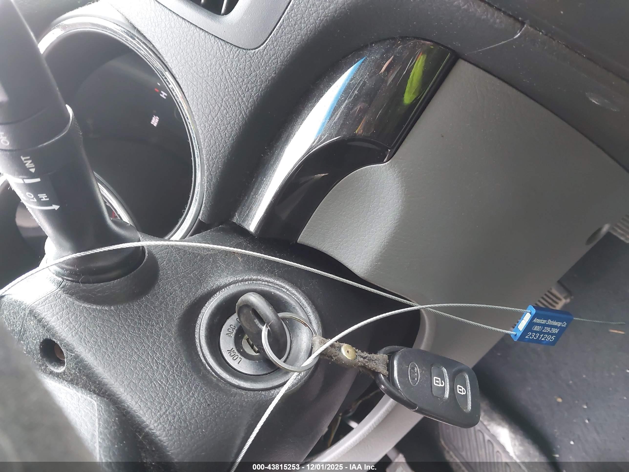 KIA SORENTO image 11