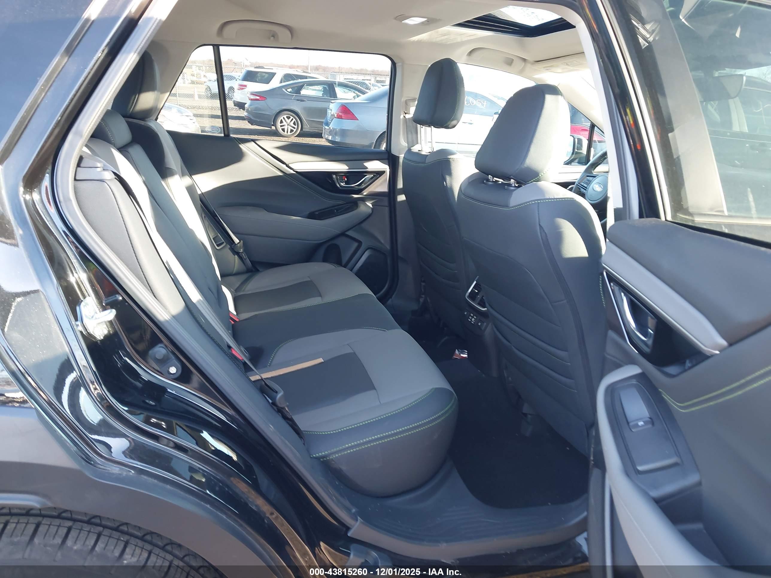 SUBARU OUTBACK image 8