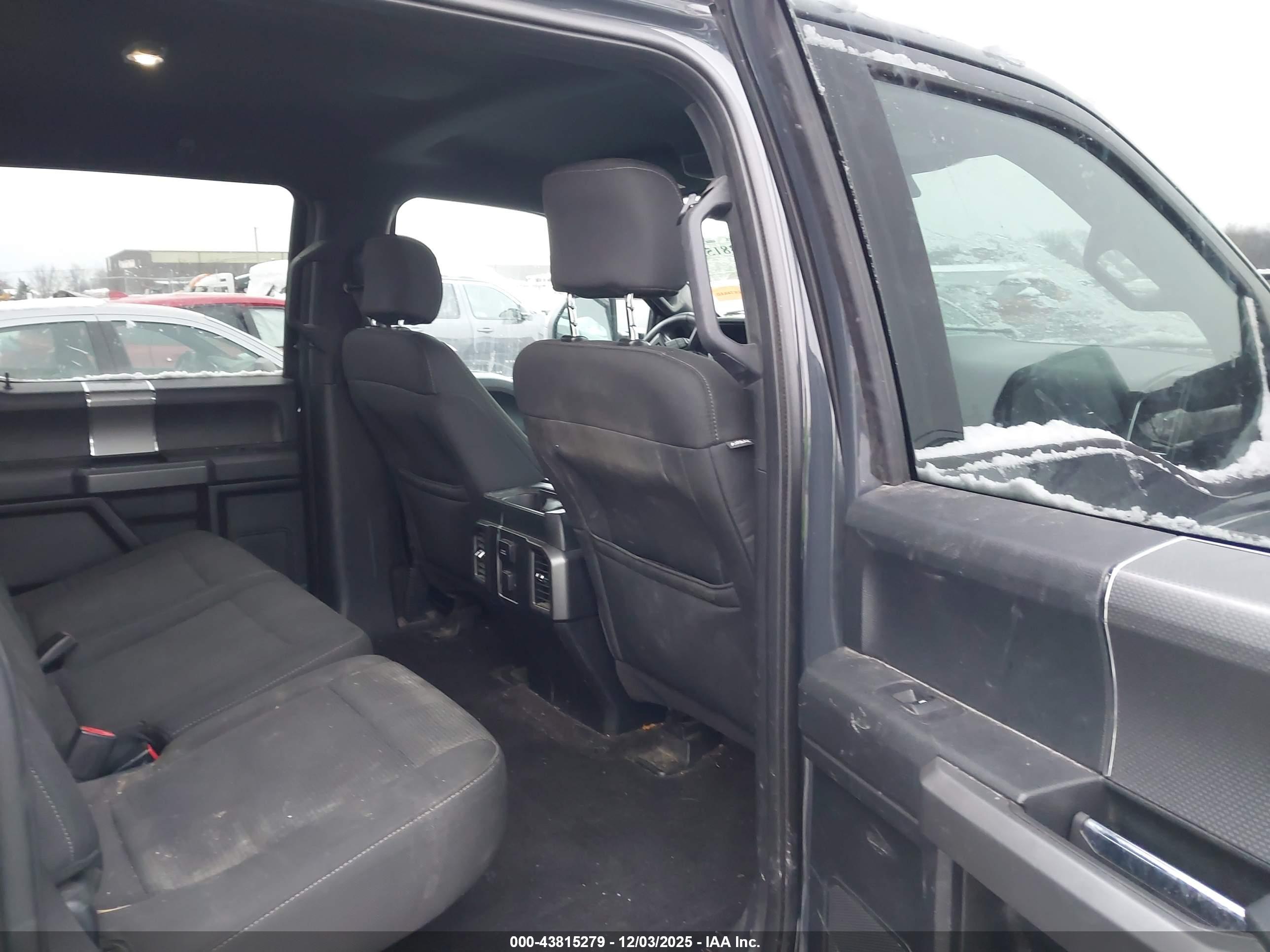 FORD F-150 image 8