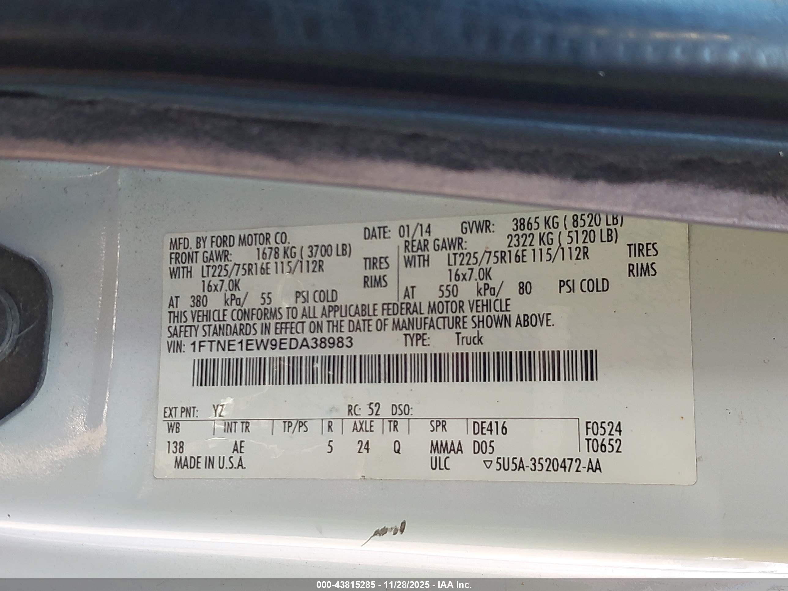 FORD E-150 image 9