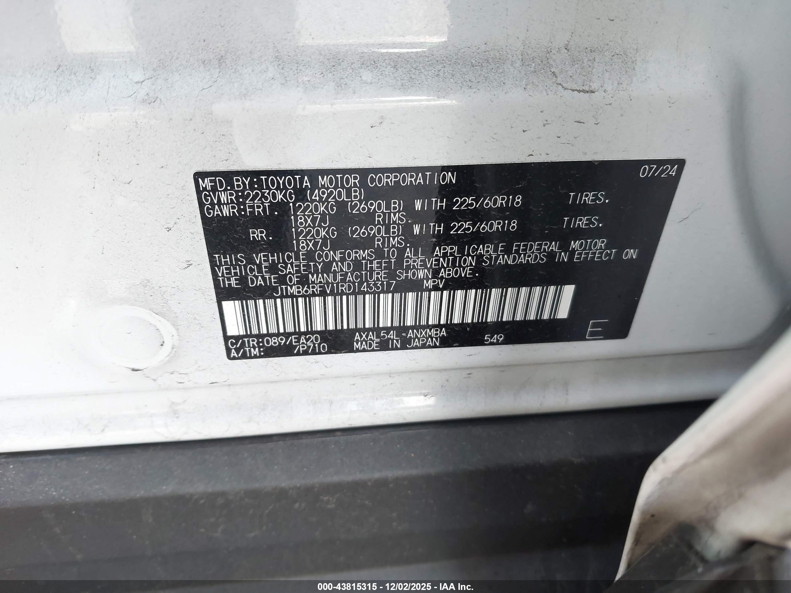 TOYOTA RAV4 image 9