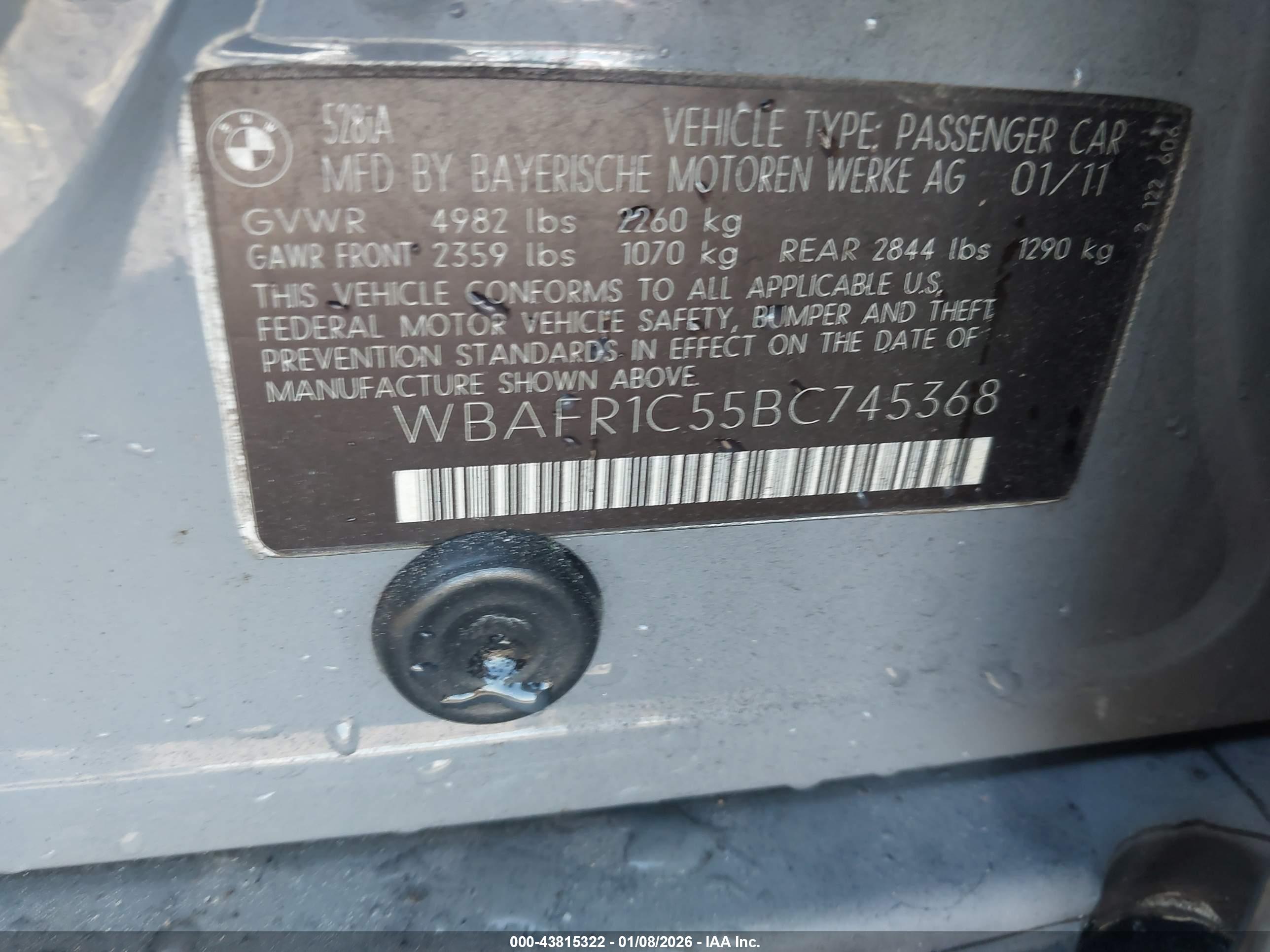 BMW 528I image 9