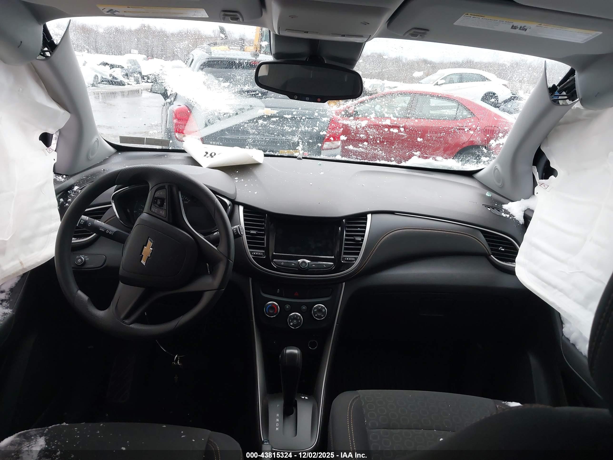 CHEVROLET TRAX image 5