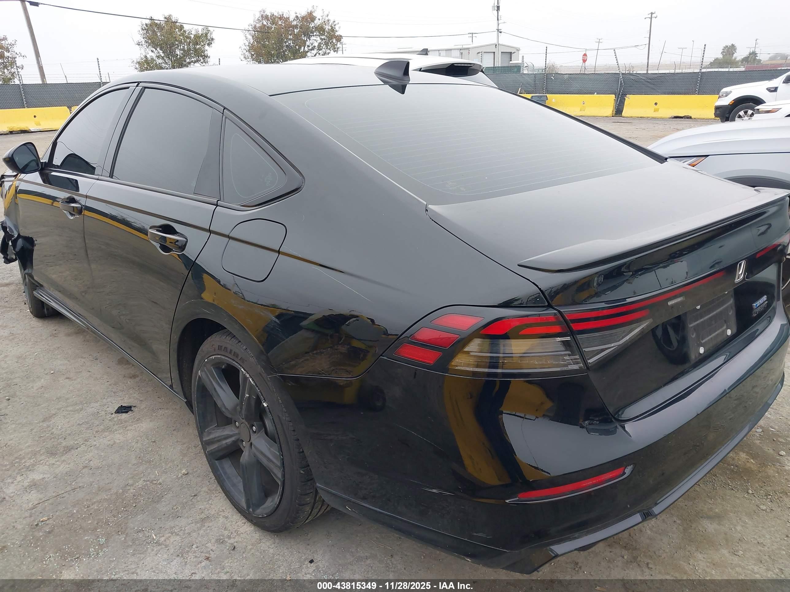 HONDA ACCORD image 3