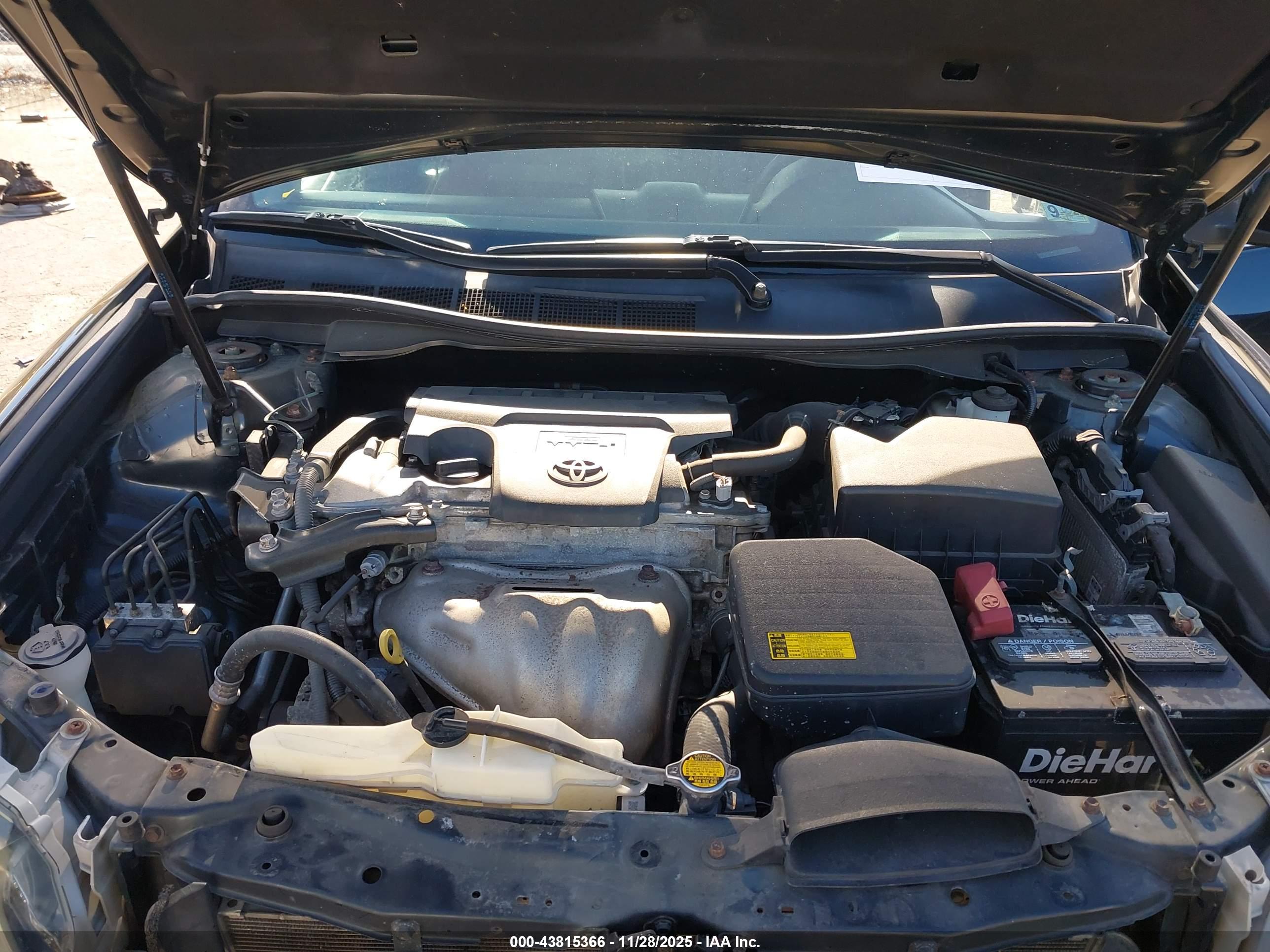 TOYOTA CAMRY image 10