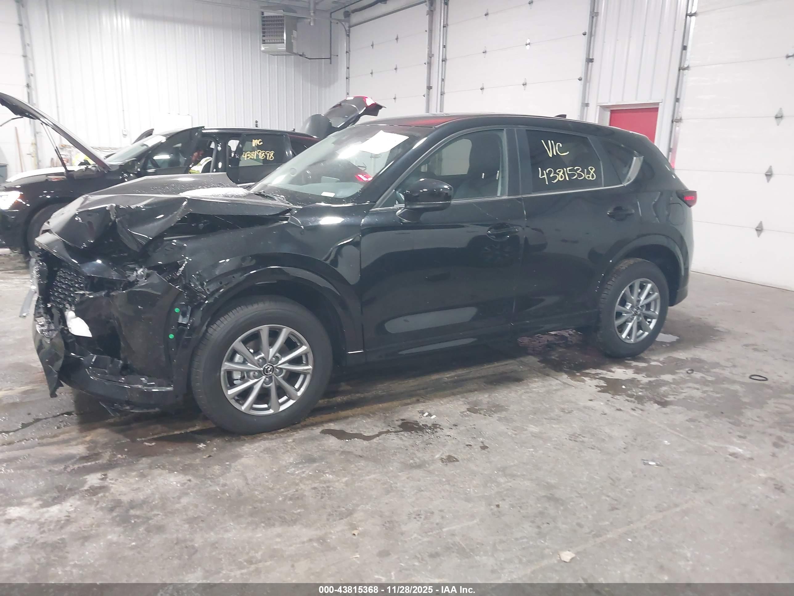 MAZDA CX-5 image 2