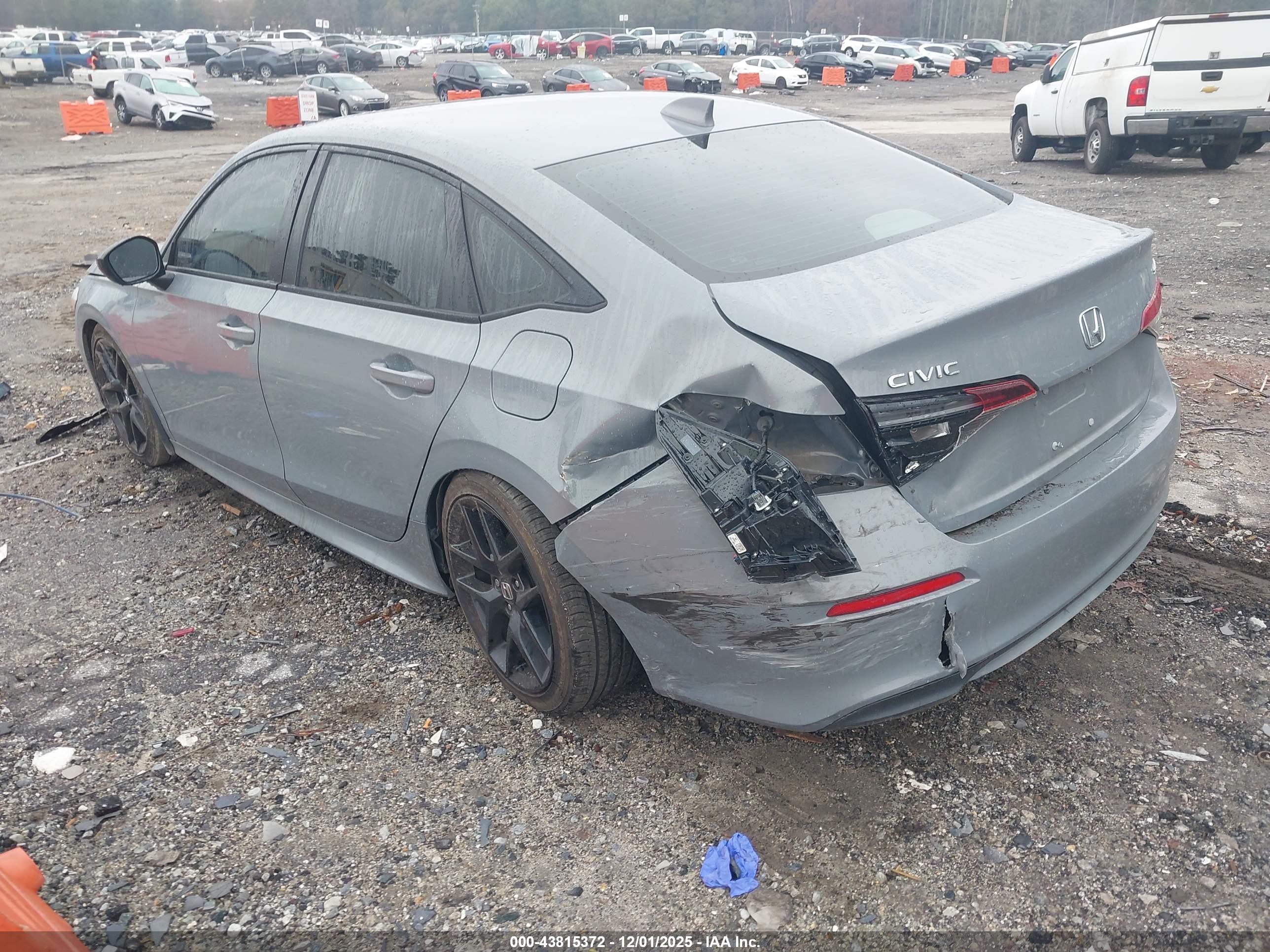 HONDA CIVIC image 3