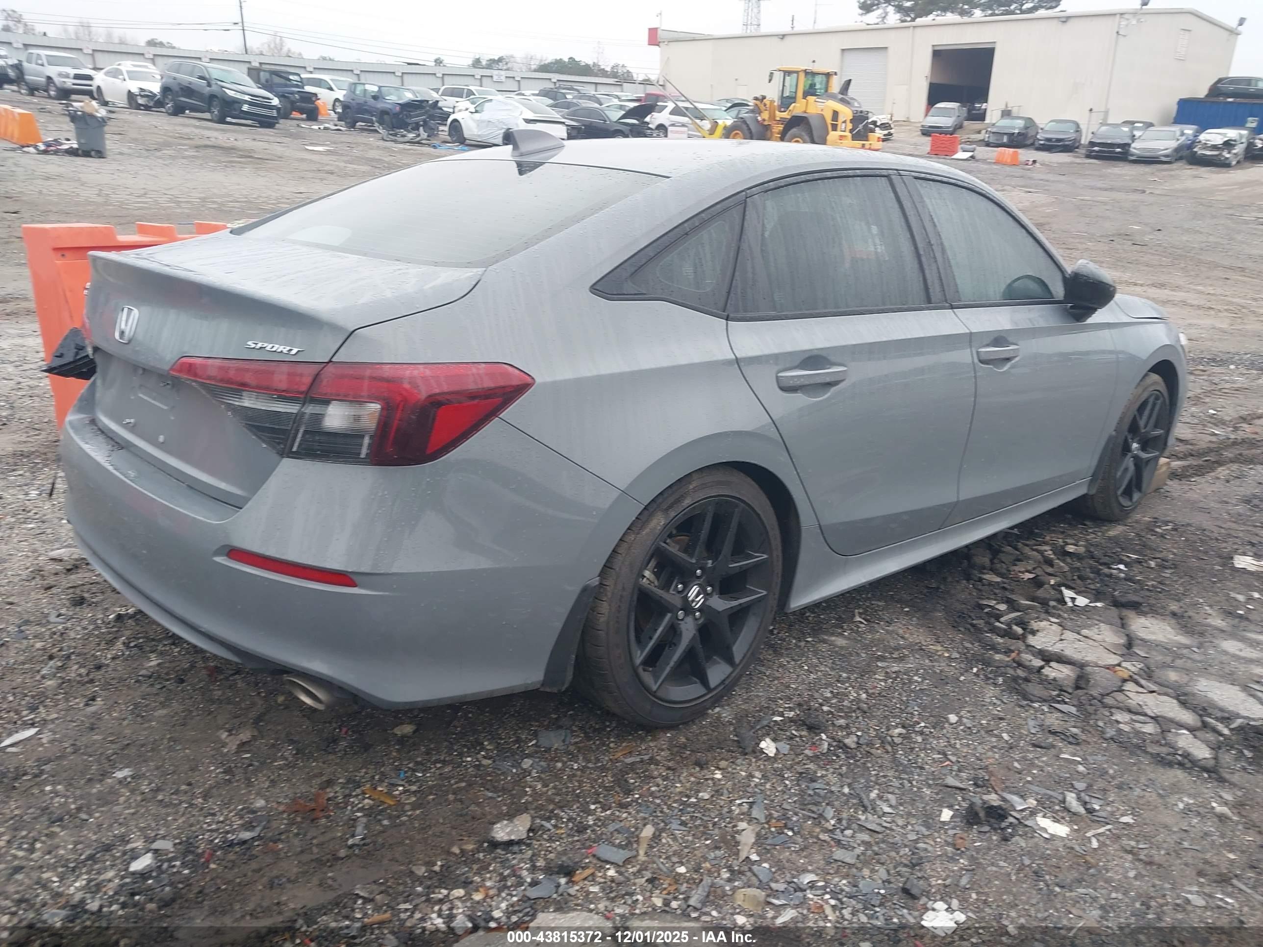 HONDA CIVIC image 4