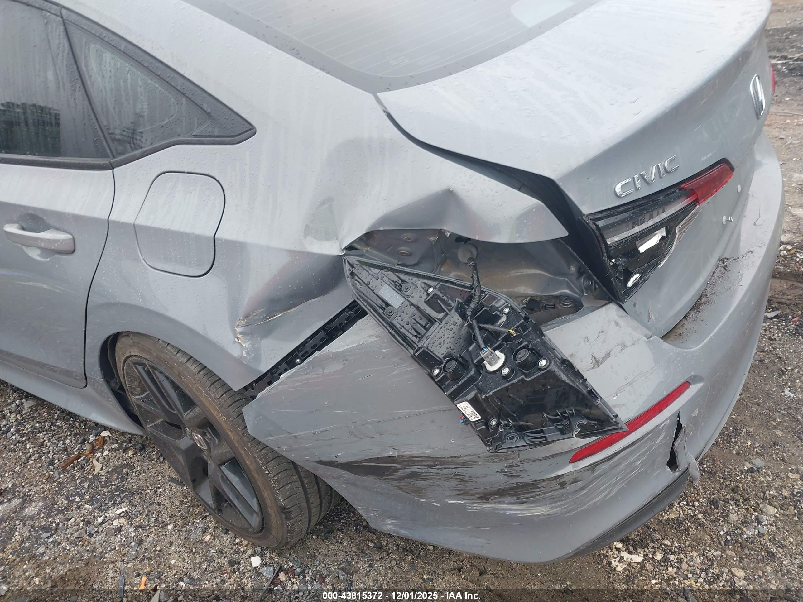 HONDA CIVIC image 6