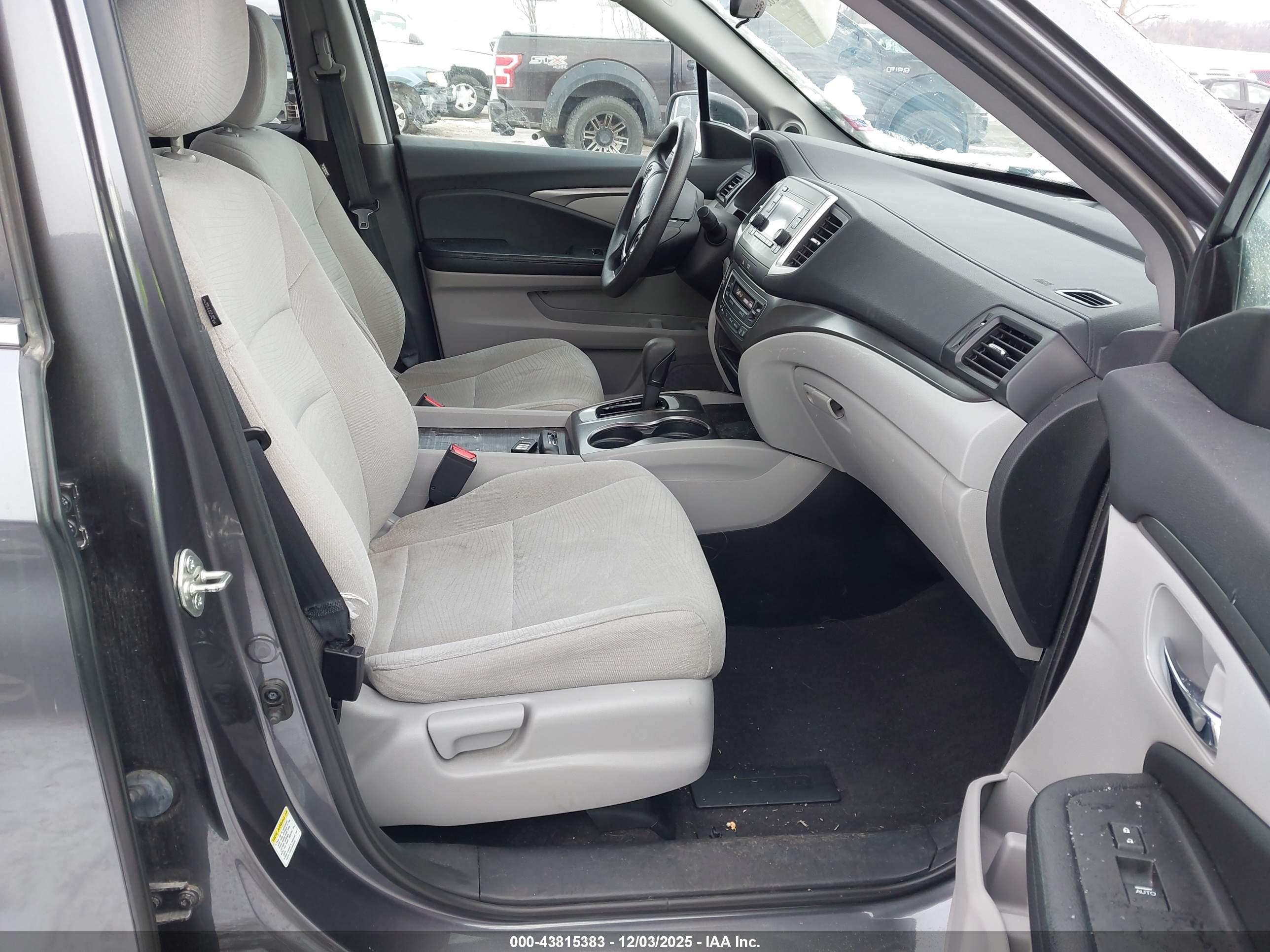 HONDA PILOT image 5