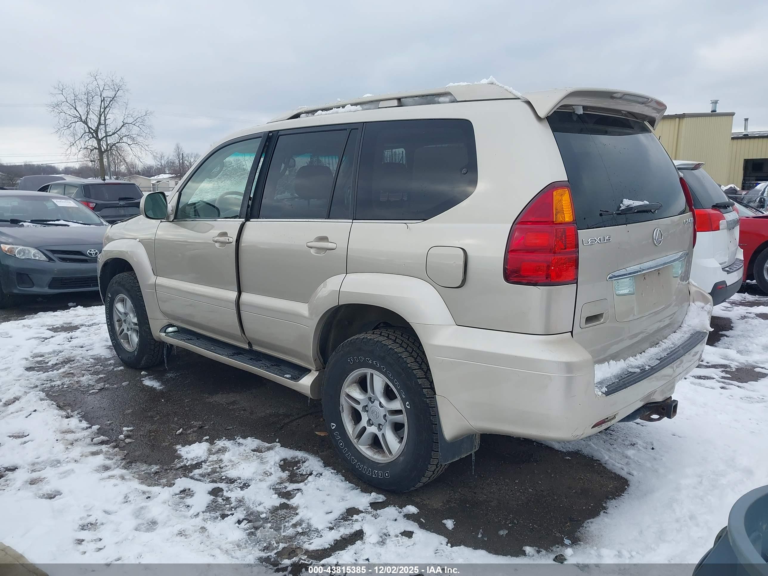 LEXUS GX image 3
