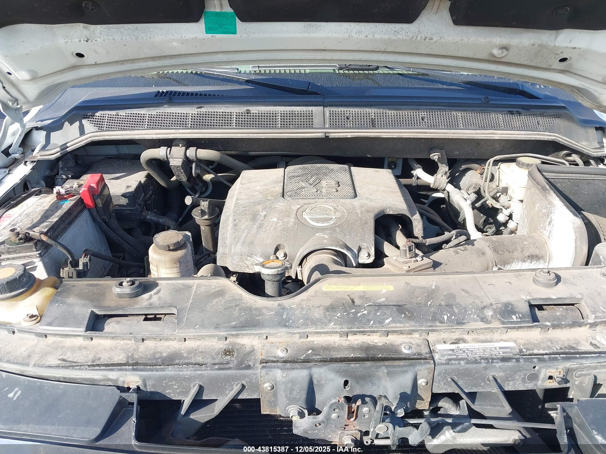 NISSAN TITAN image 10