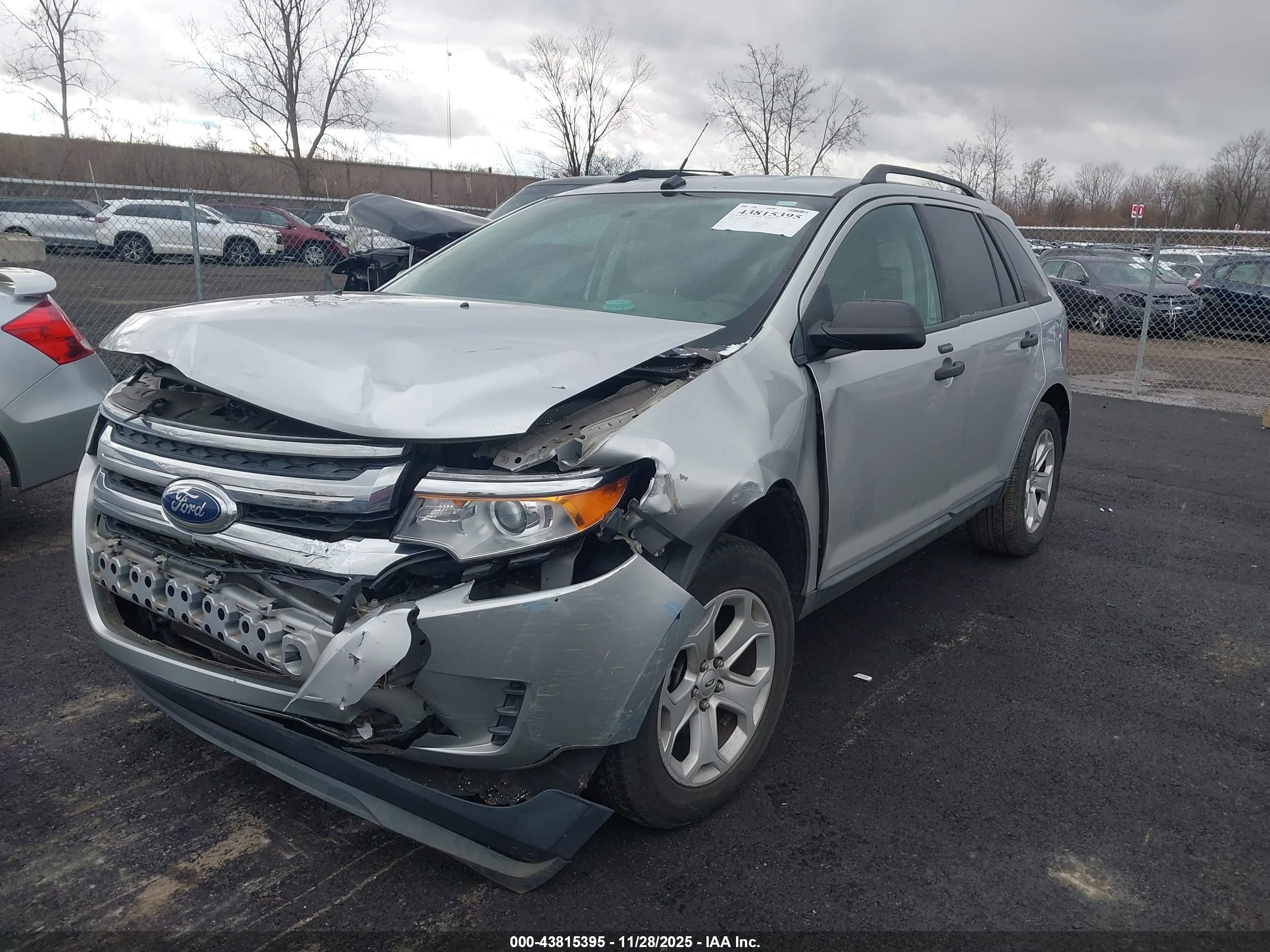 FORD EDGE image 2