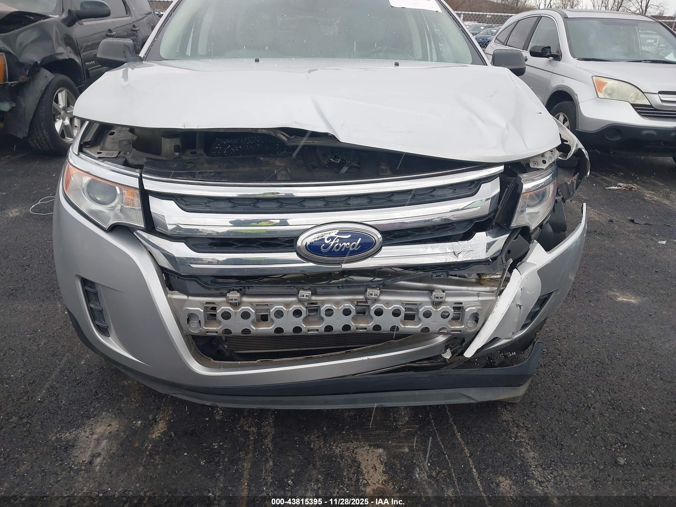 FORD EDGE image 6