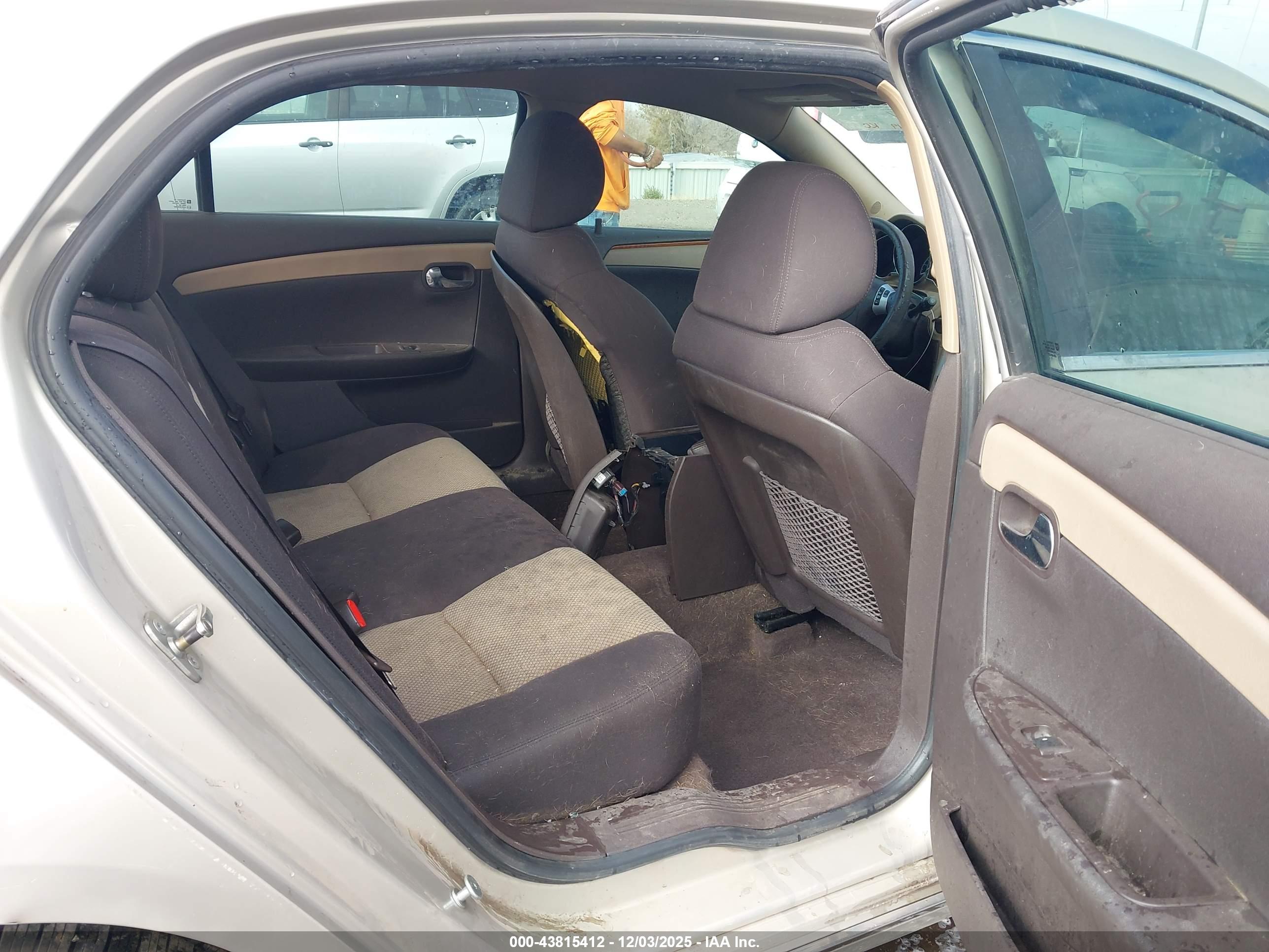 CHEVROLET MALIBU image 8