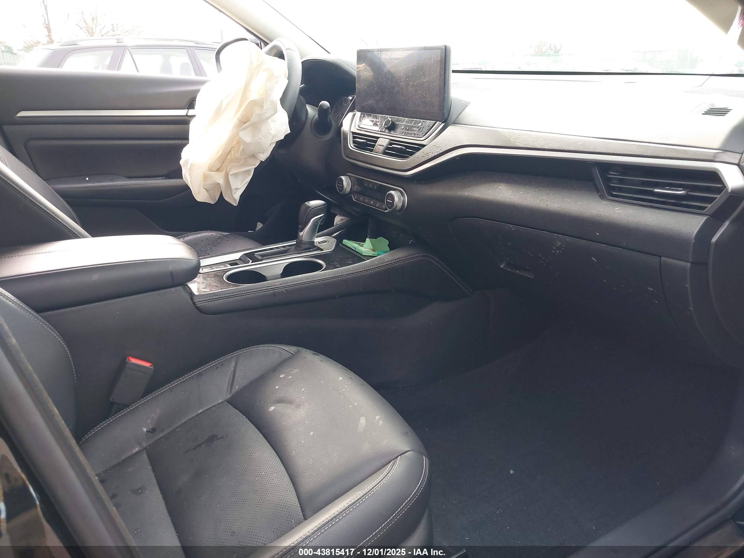 NISSAN ALTIMA image 5