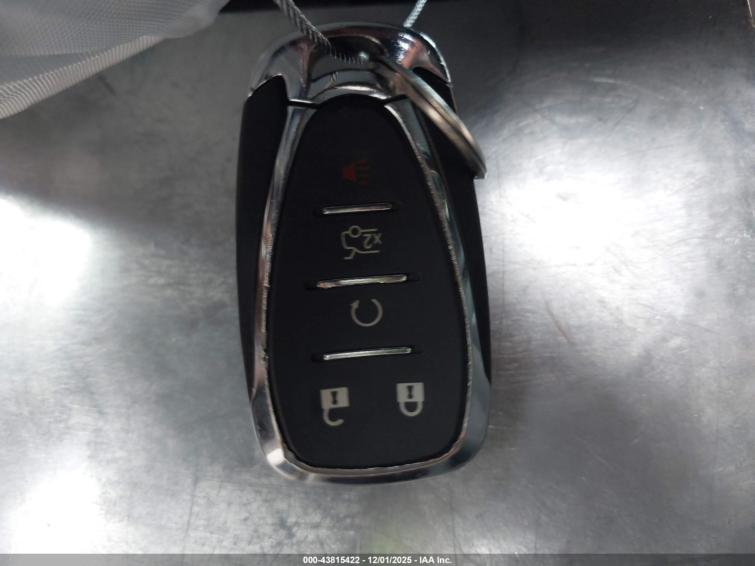 CHEVROLET EQUINOX image 11