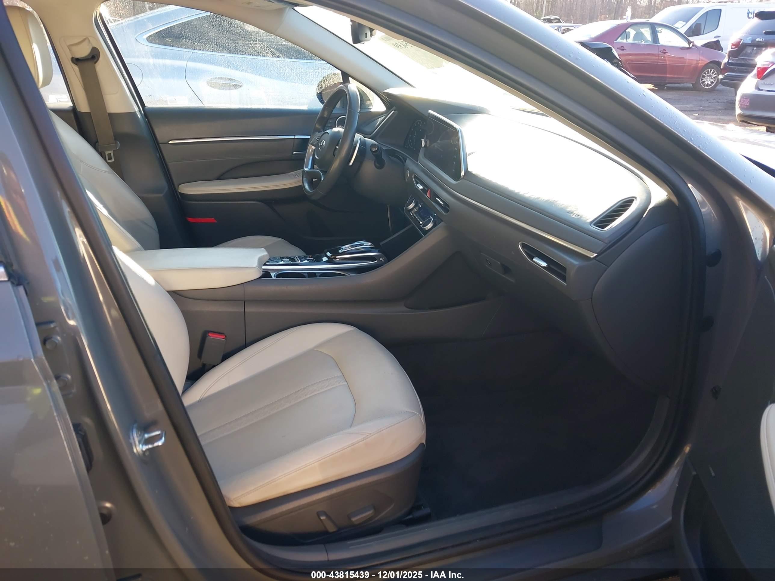 HYUNDAI SONATA image 5