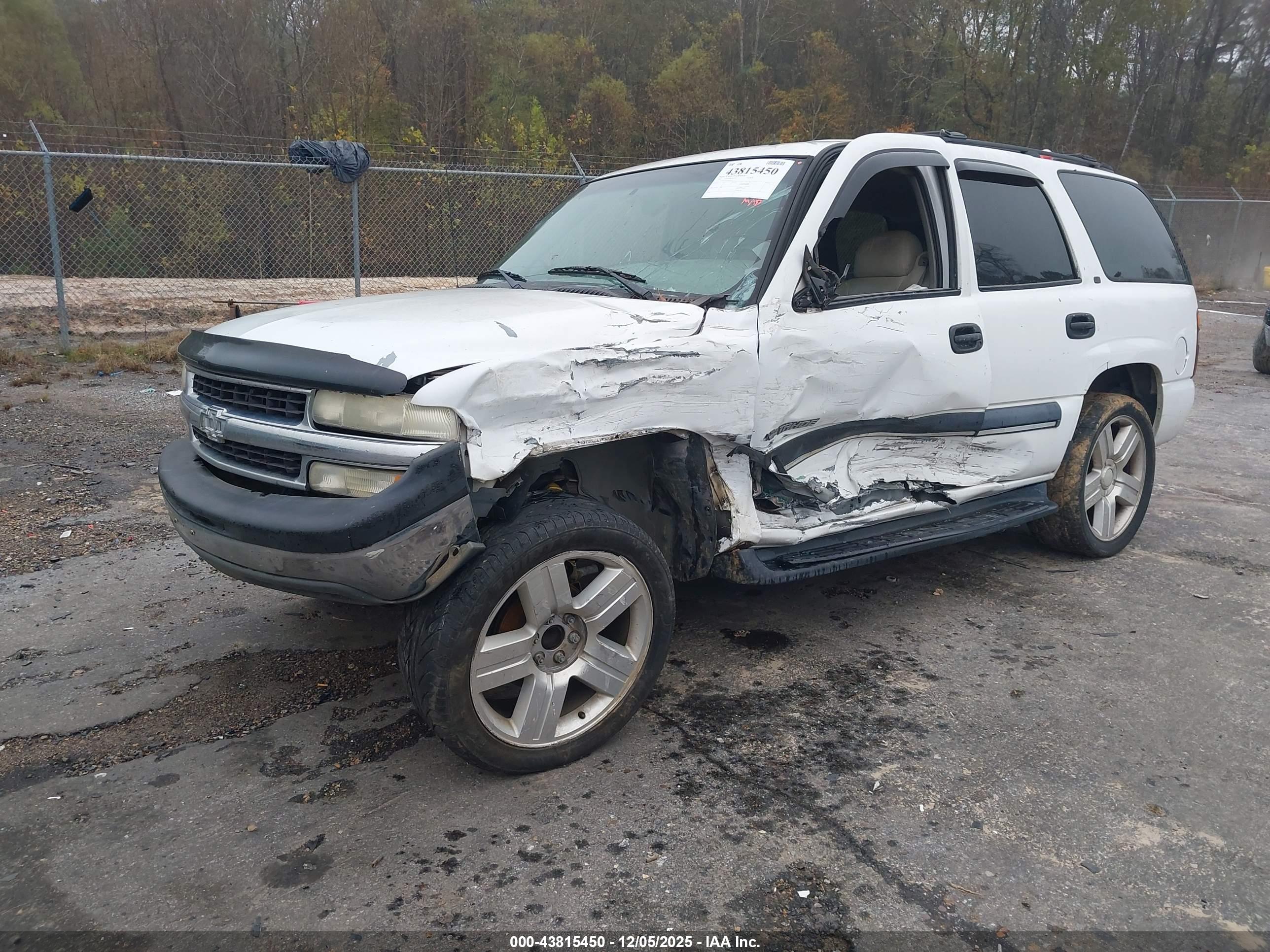 CHEVROLET TAHOE image 2