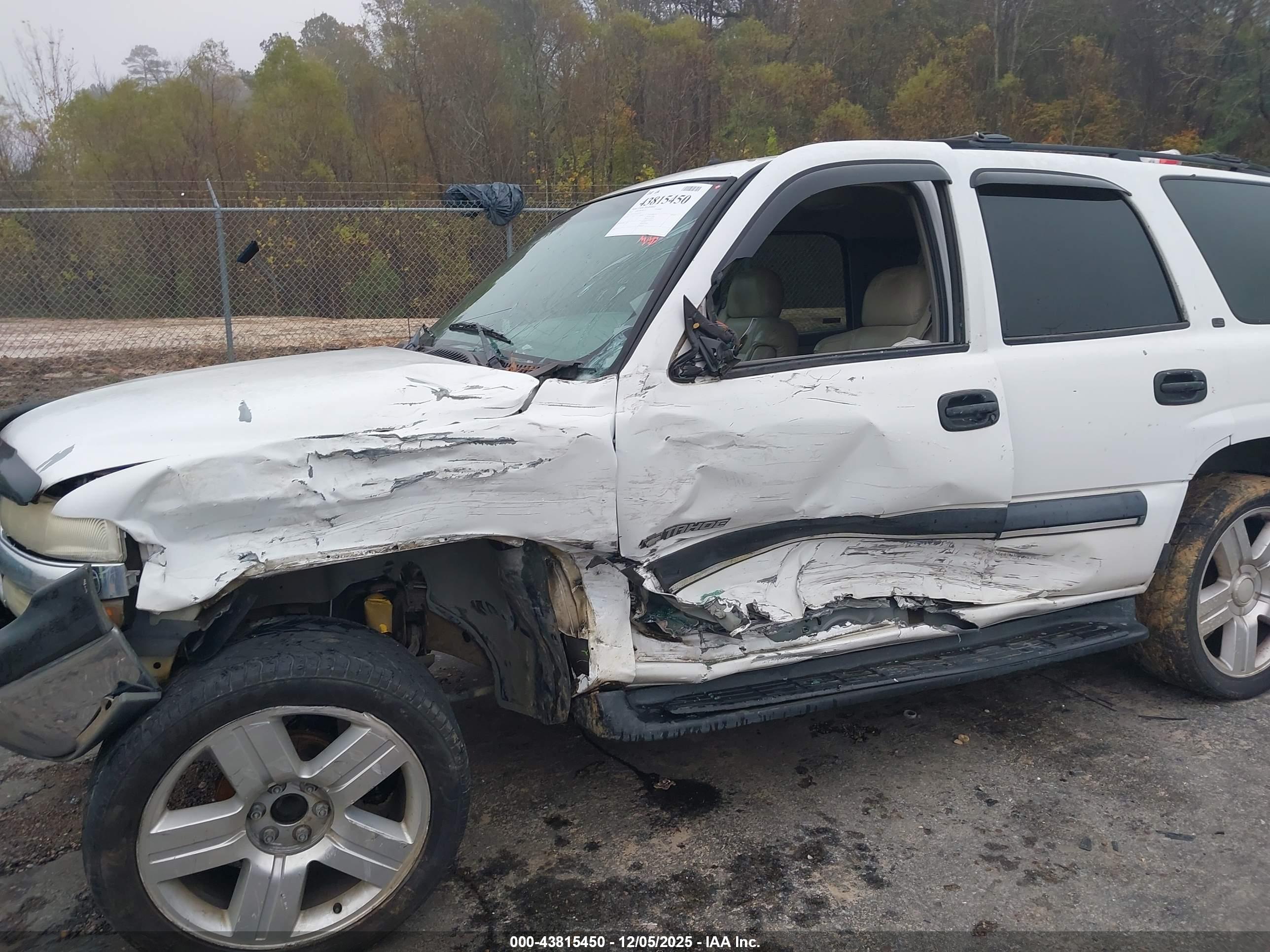 CHEVROLET TAHOE image 6