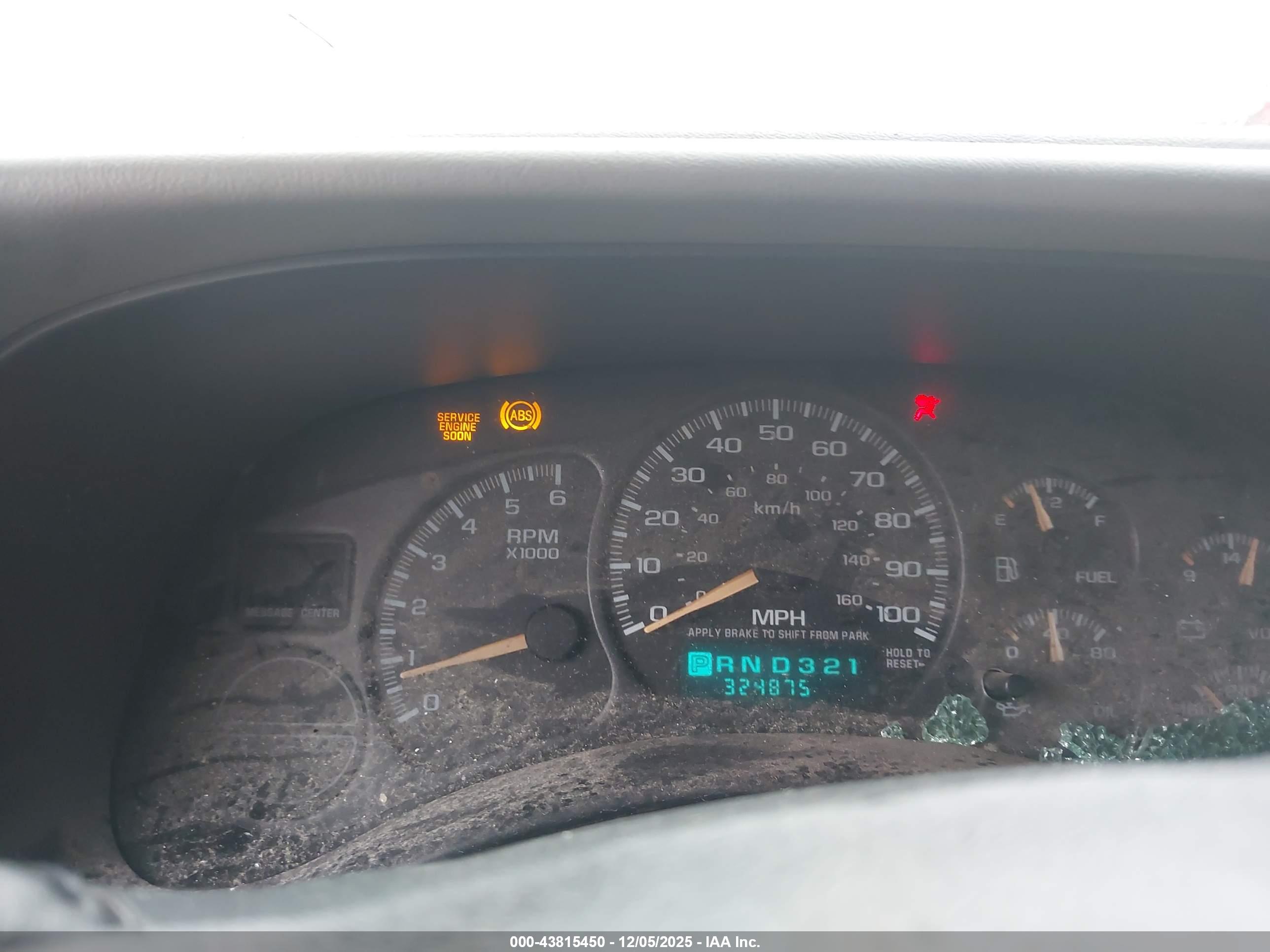 CHEVROLET TAHOE image 7