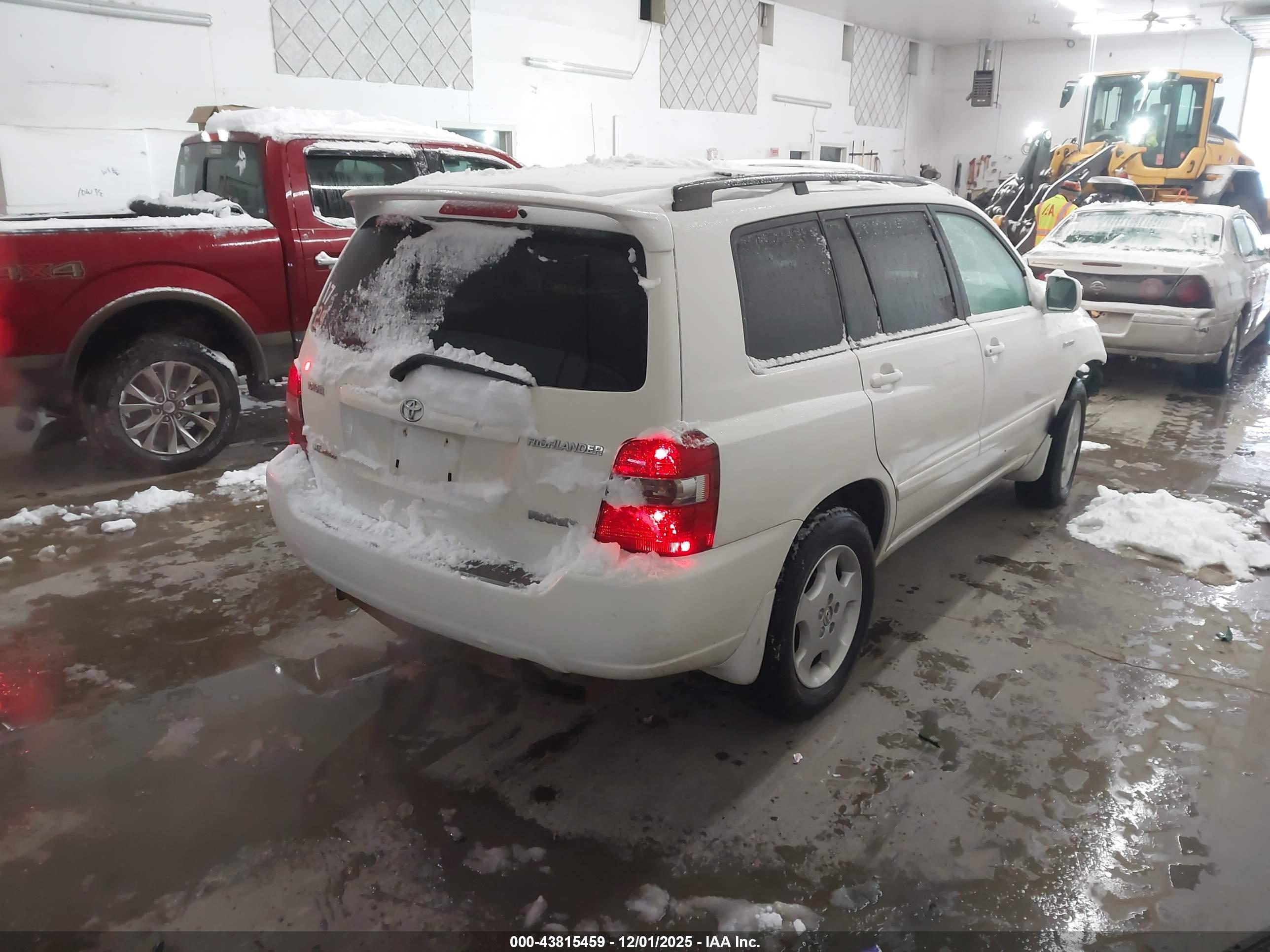 TOYOTA HIGHLANDER image 4