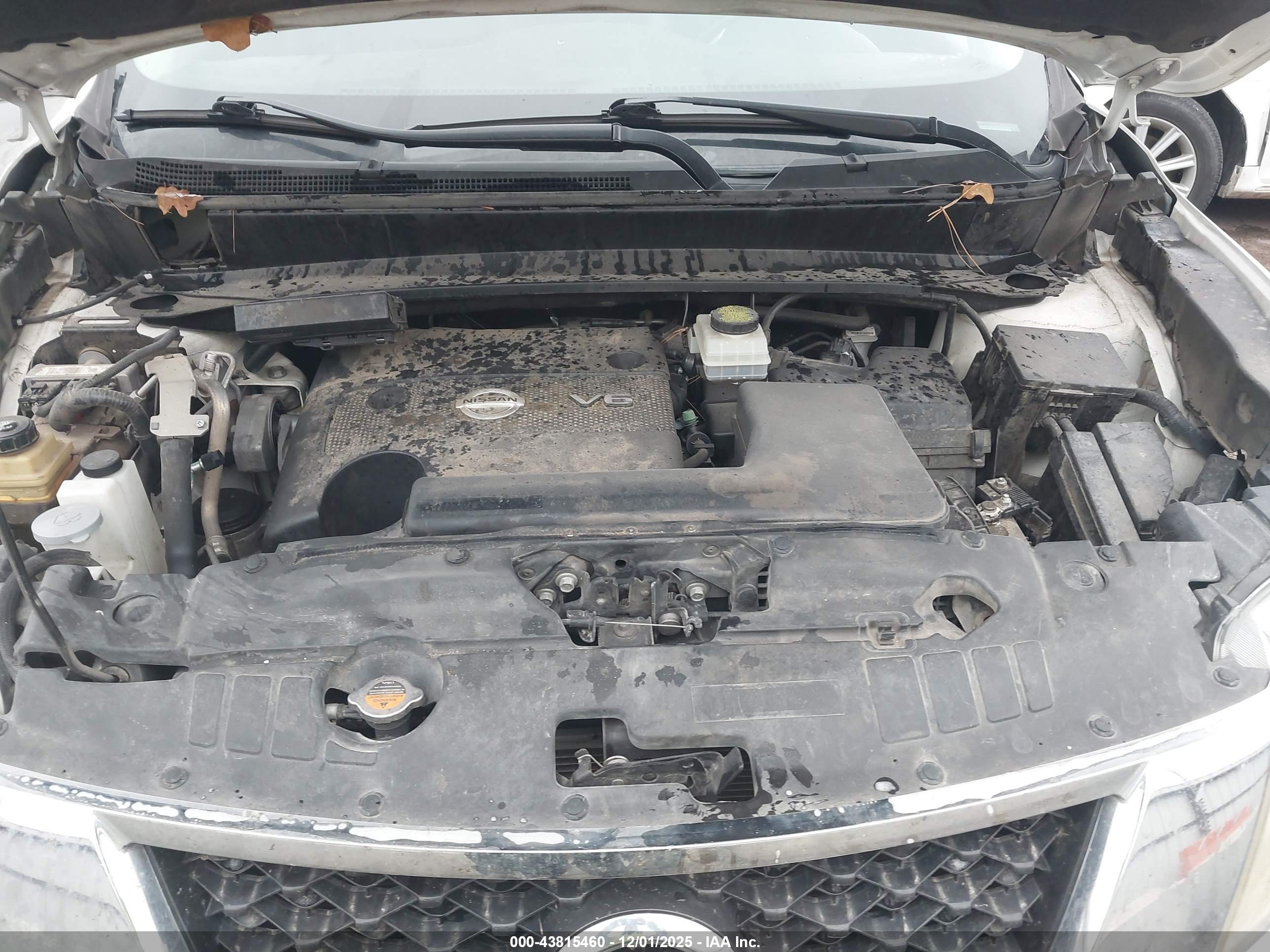 NISSAN PATHFINDER image 10