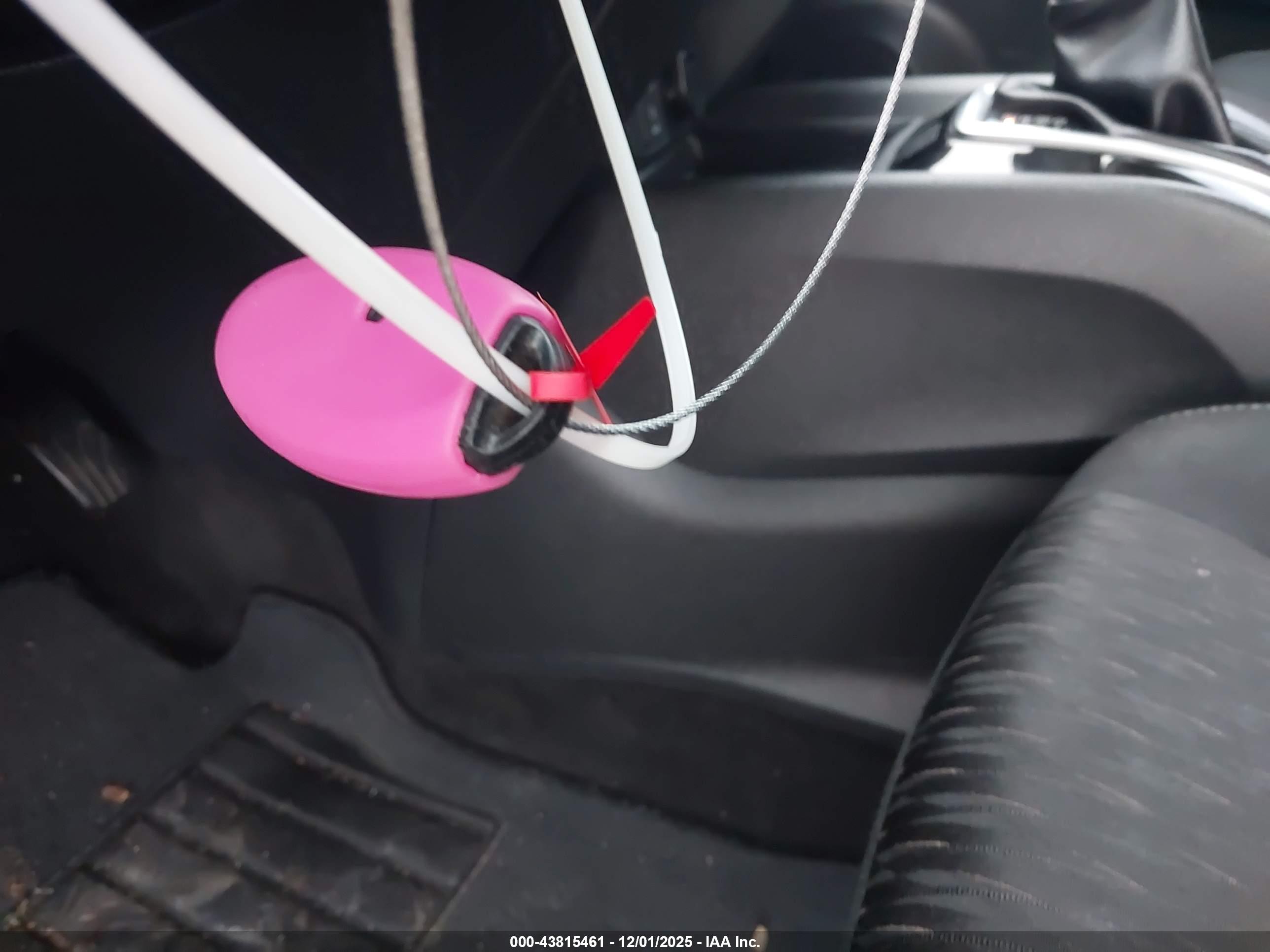 NISSAN ROGUE image 11