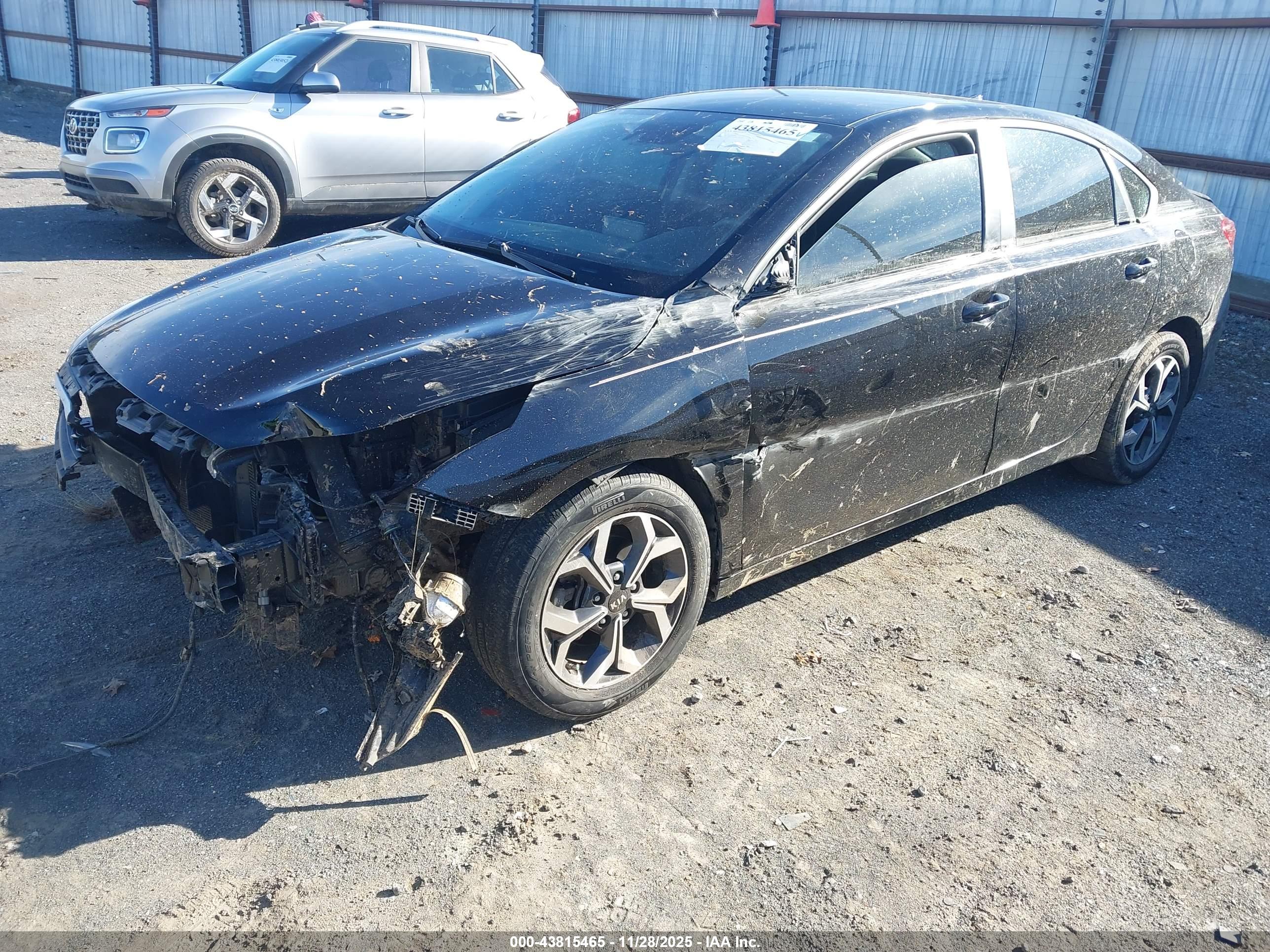 KIA FORTE image 2