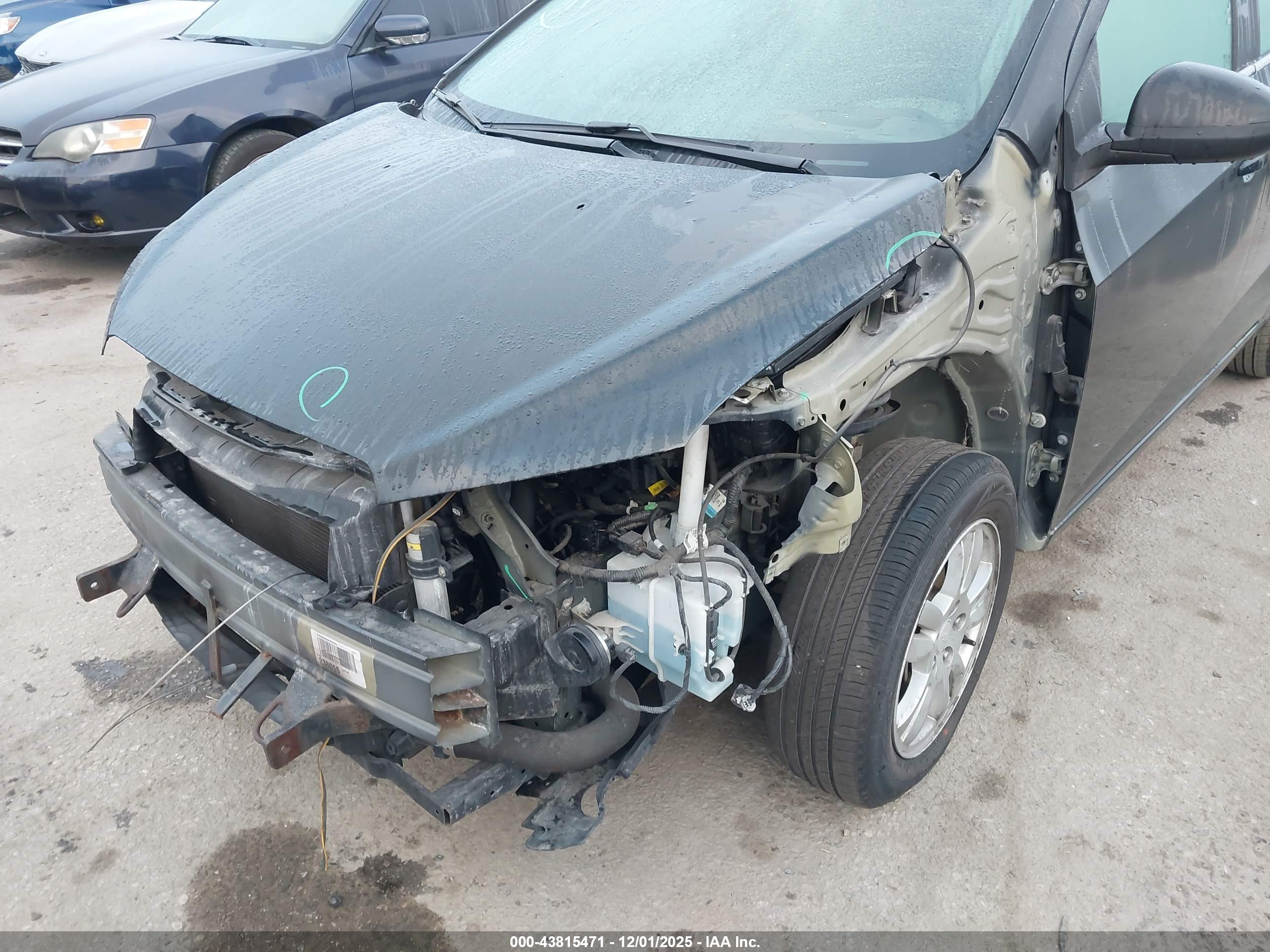 CHEVROLET SONIC image 6