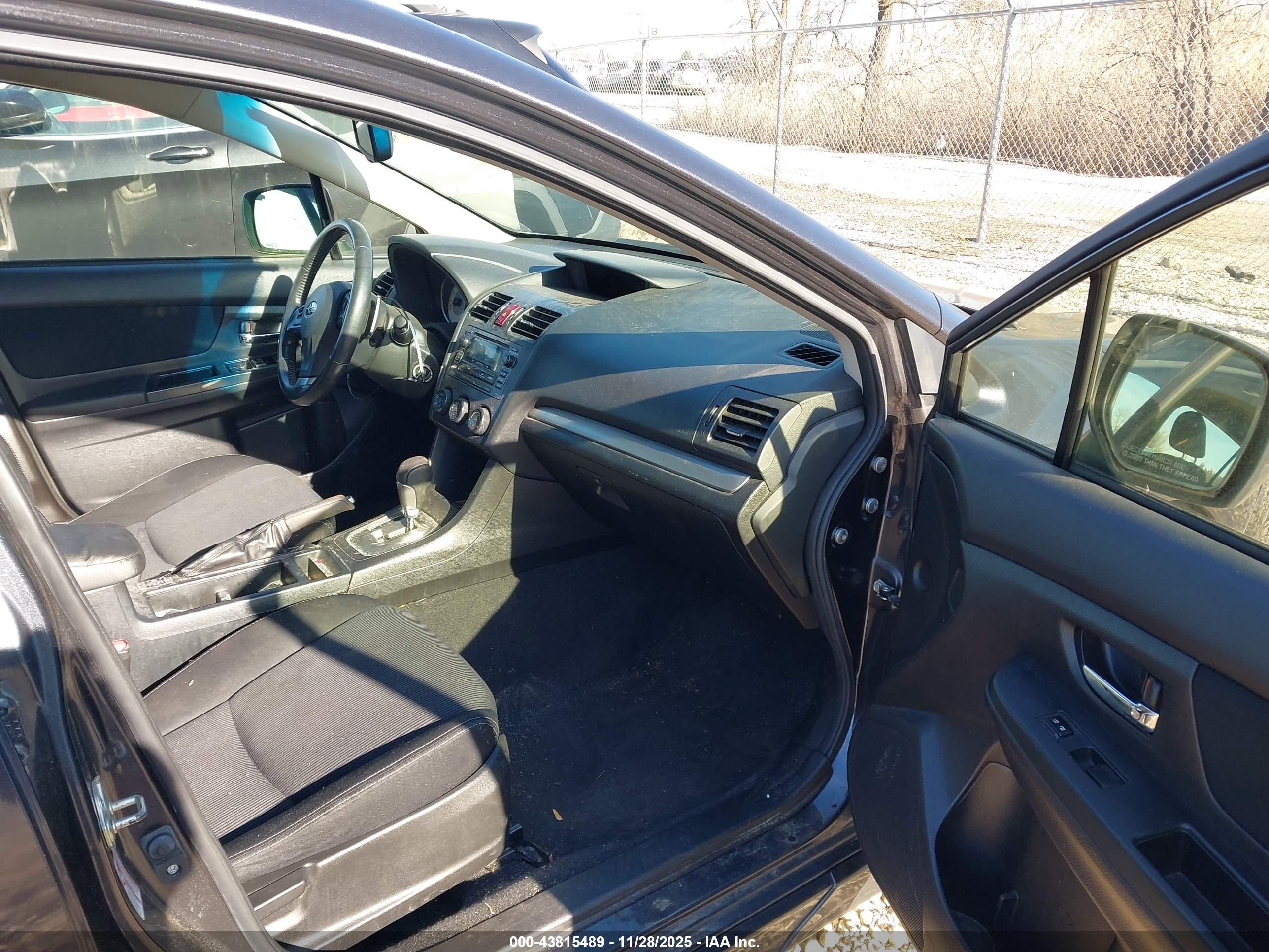 SUBARU IMPREZA image 5