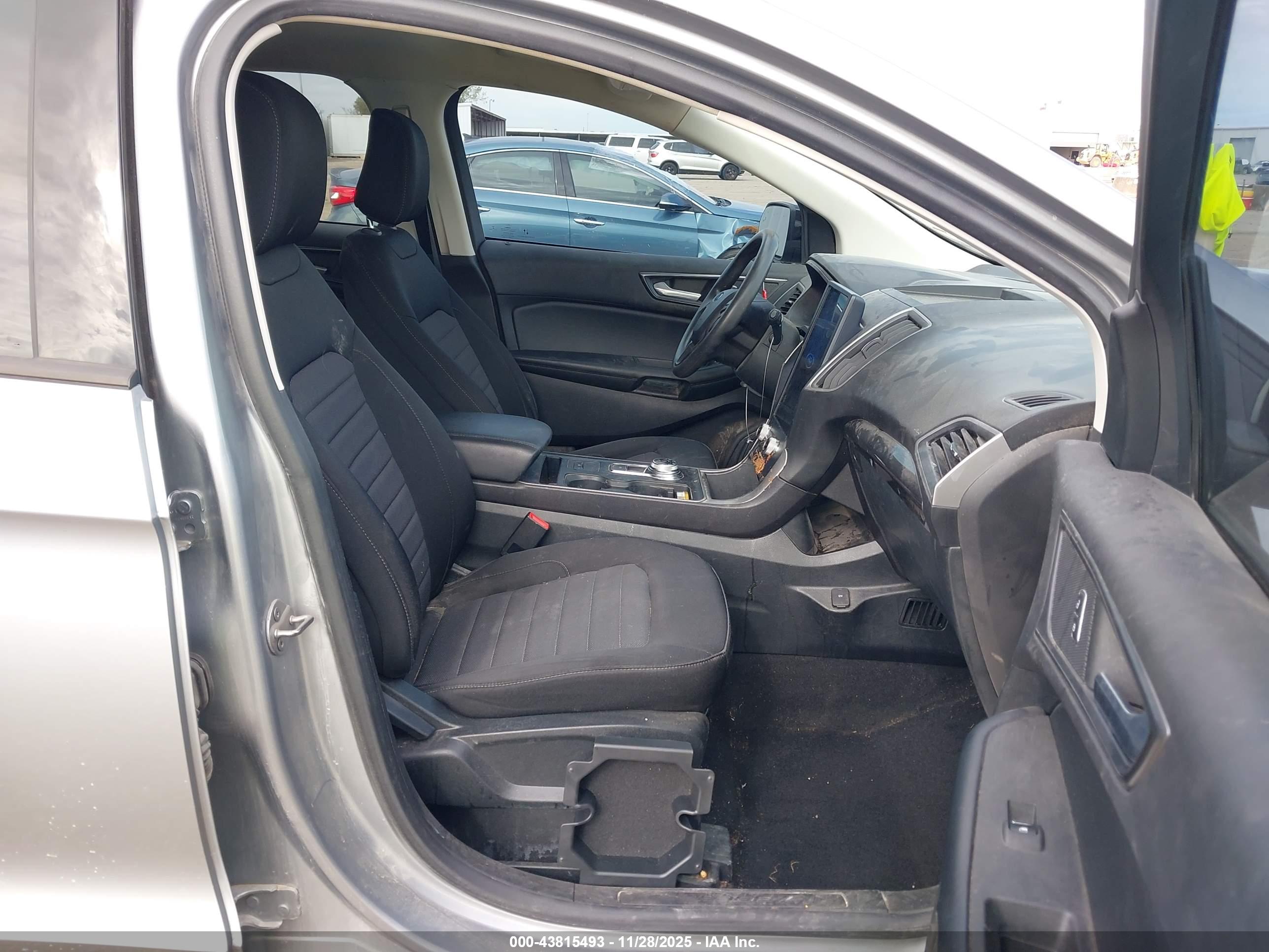 FORD EDGE image 5