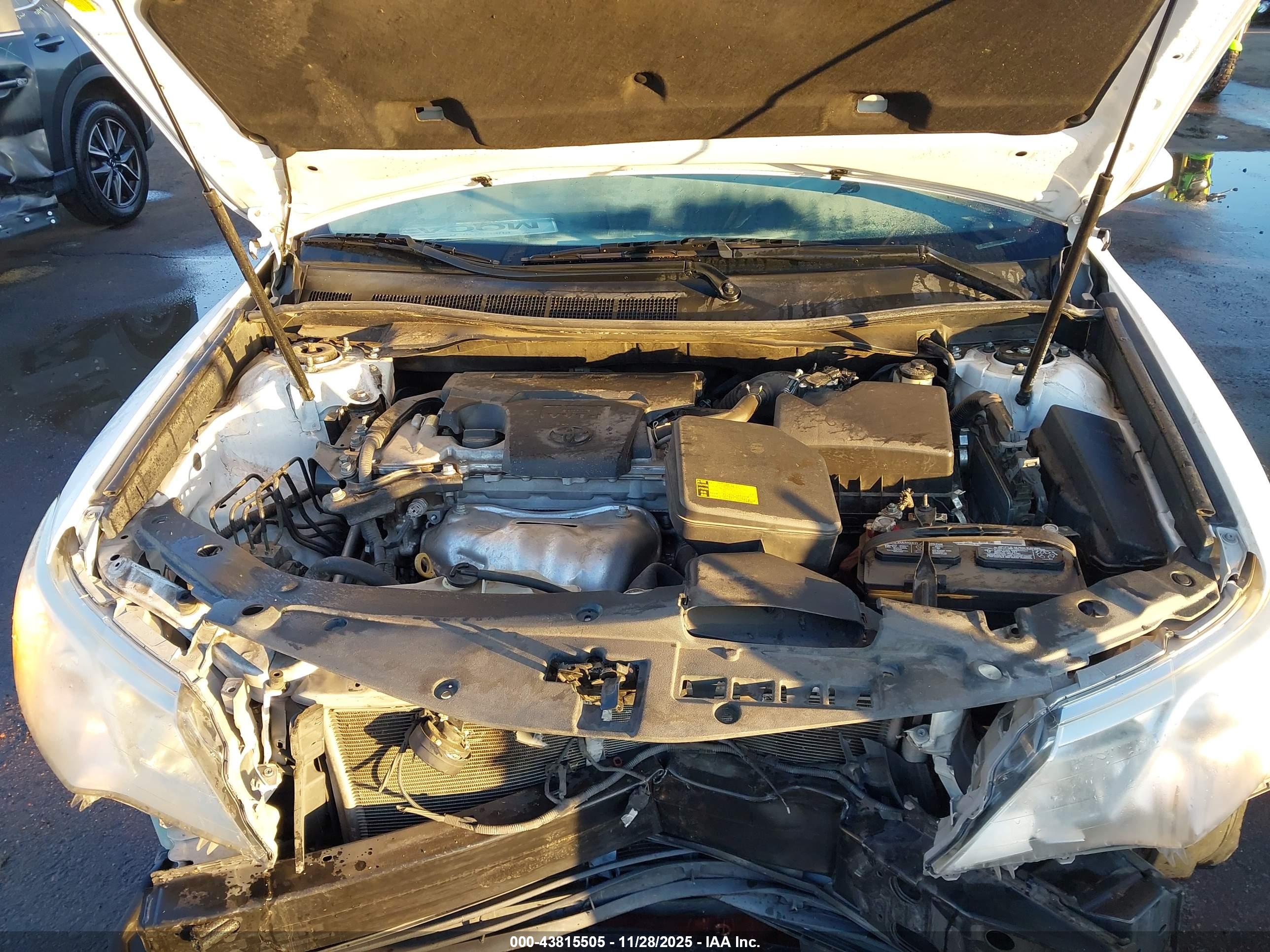 TOYOTA CAMRY image 10