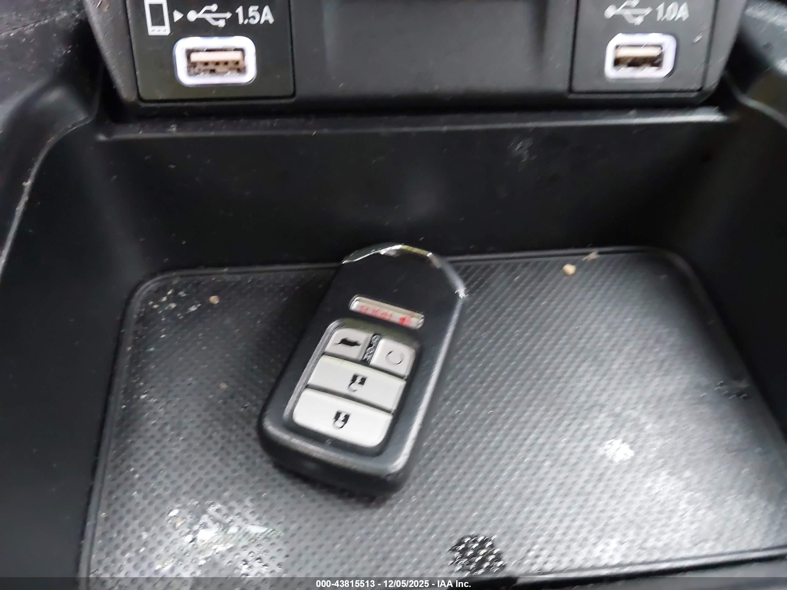 HONDA CR-V image 11