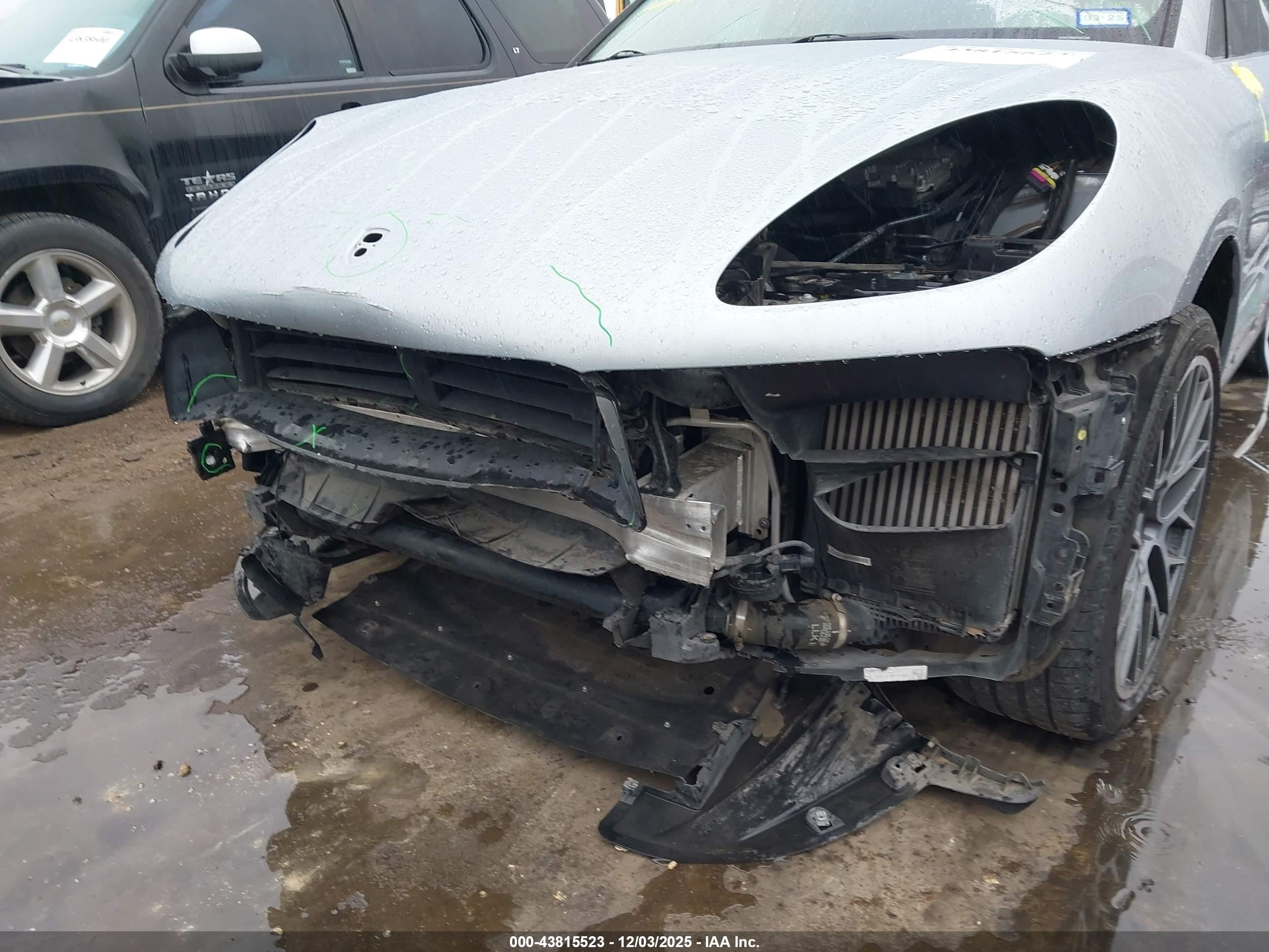 PORSCHE MACAN image 6