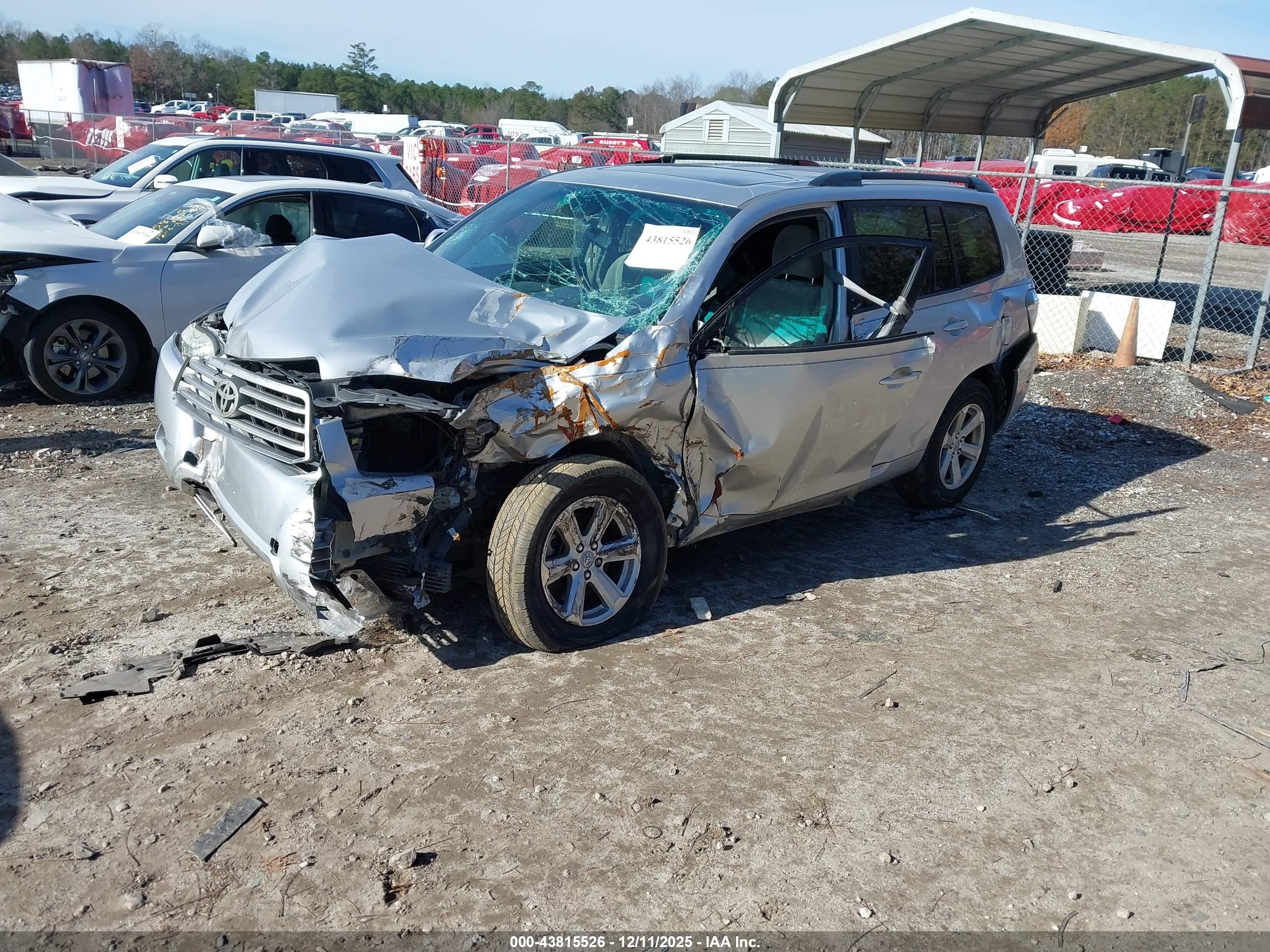 TOYOTA HIGHLANDER image 2