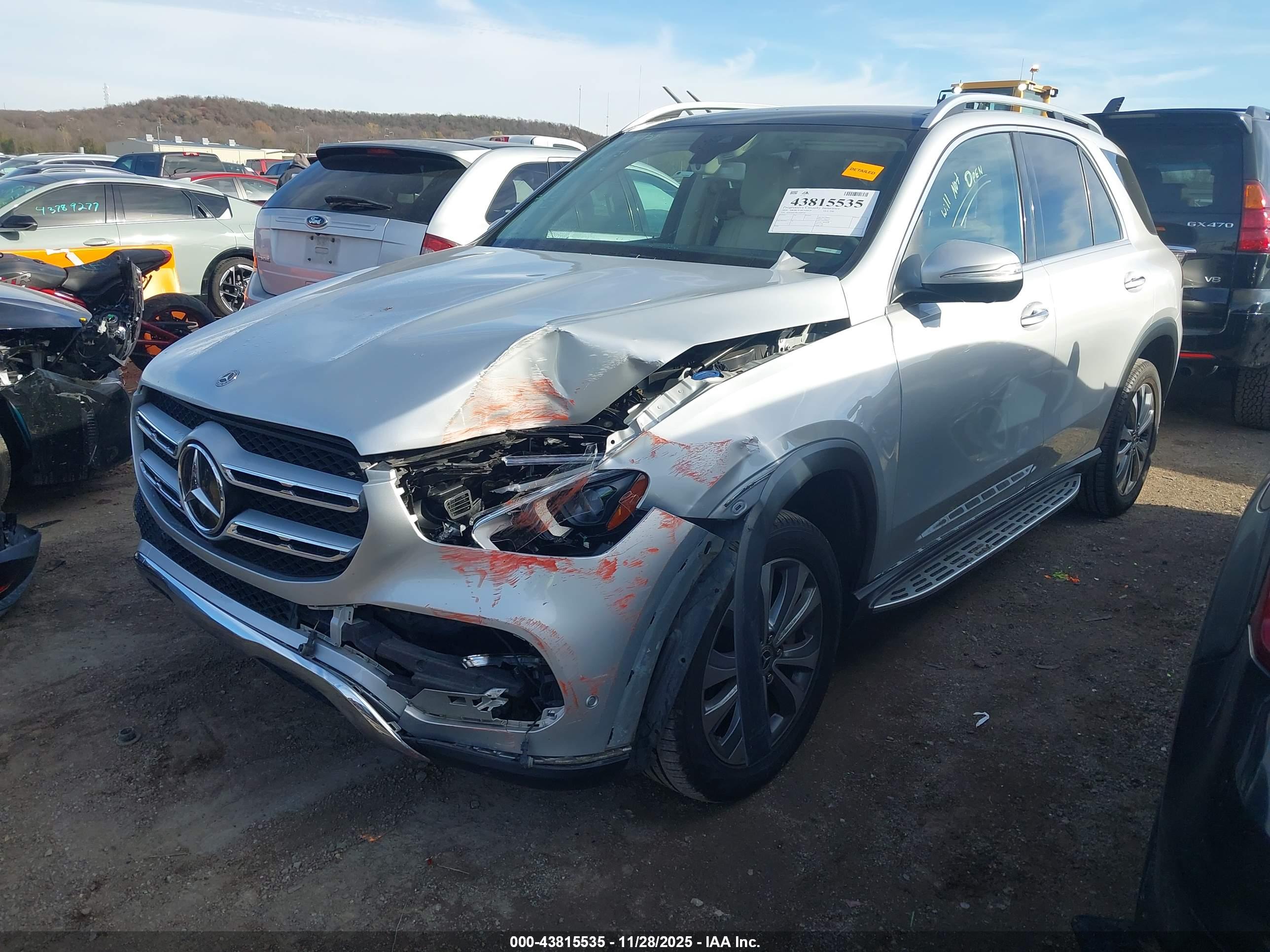 MERCEDES-BENZ GLE image 2