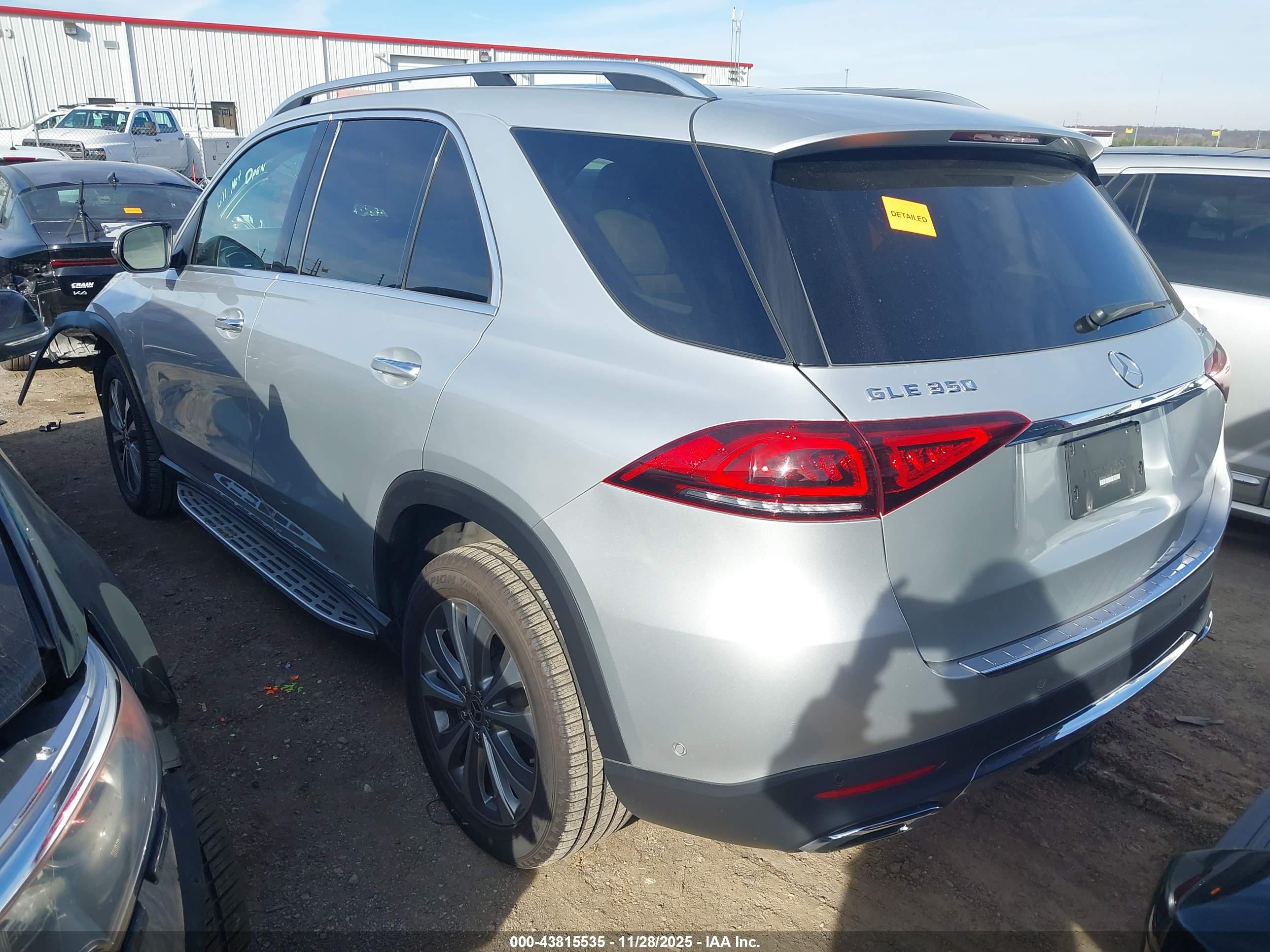 MERCEDES-BENZ GLE image 3