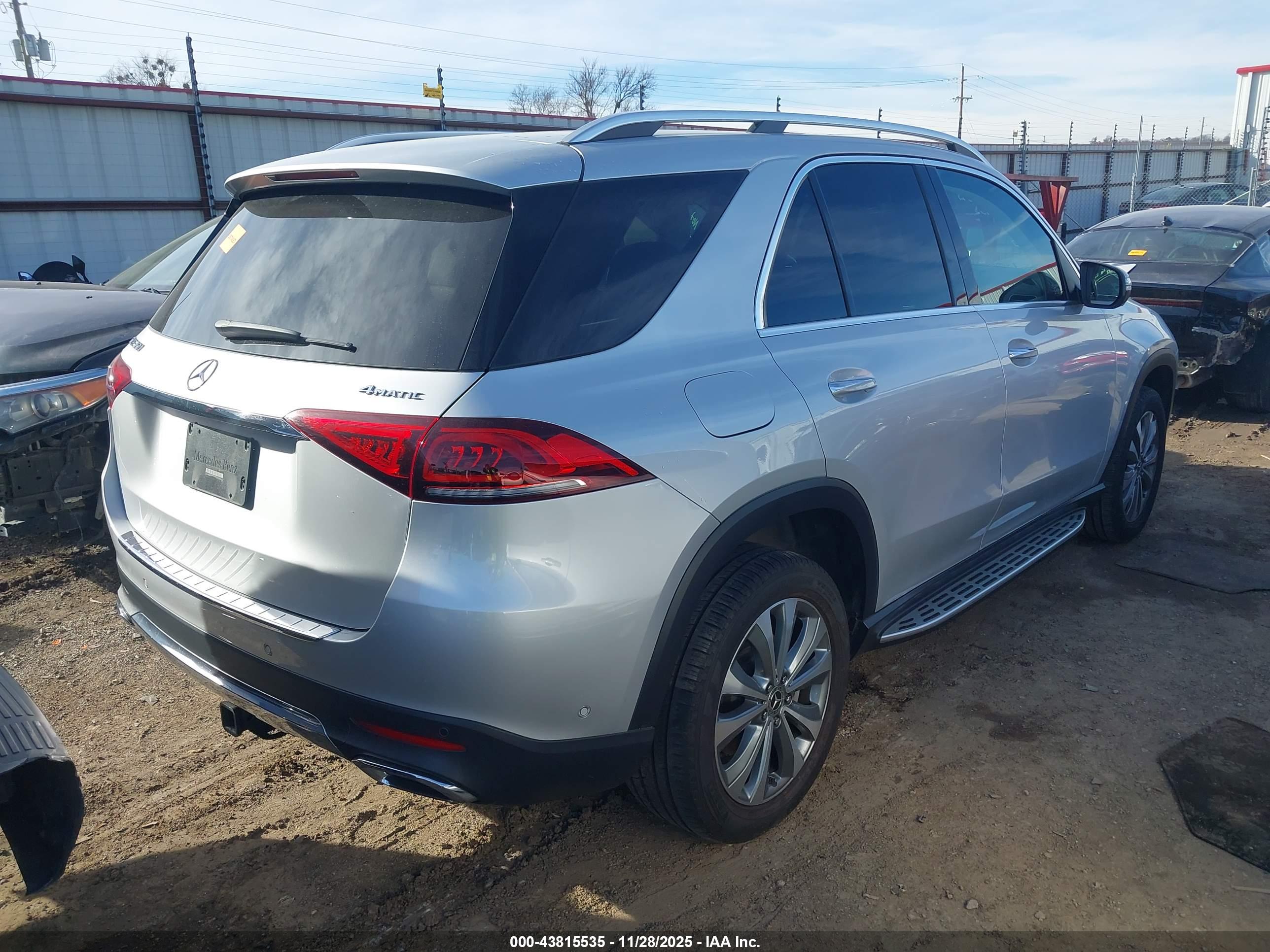MERCEDES-BENZ GLE image 4