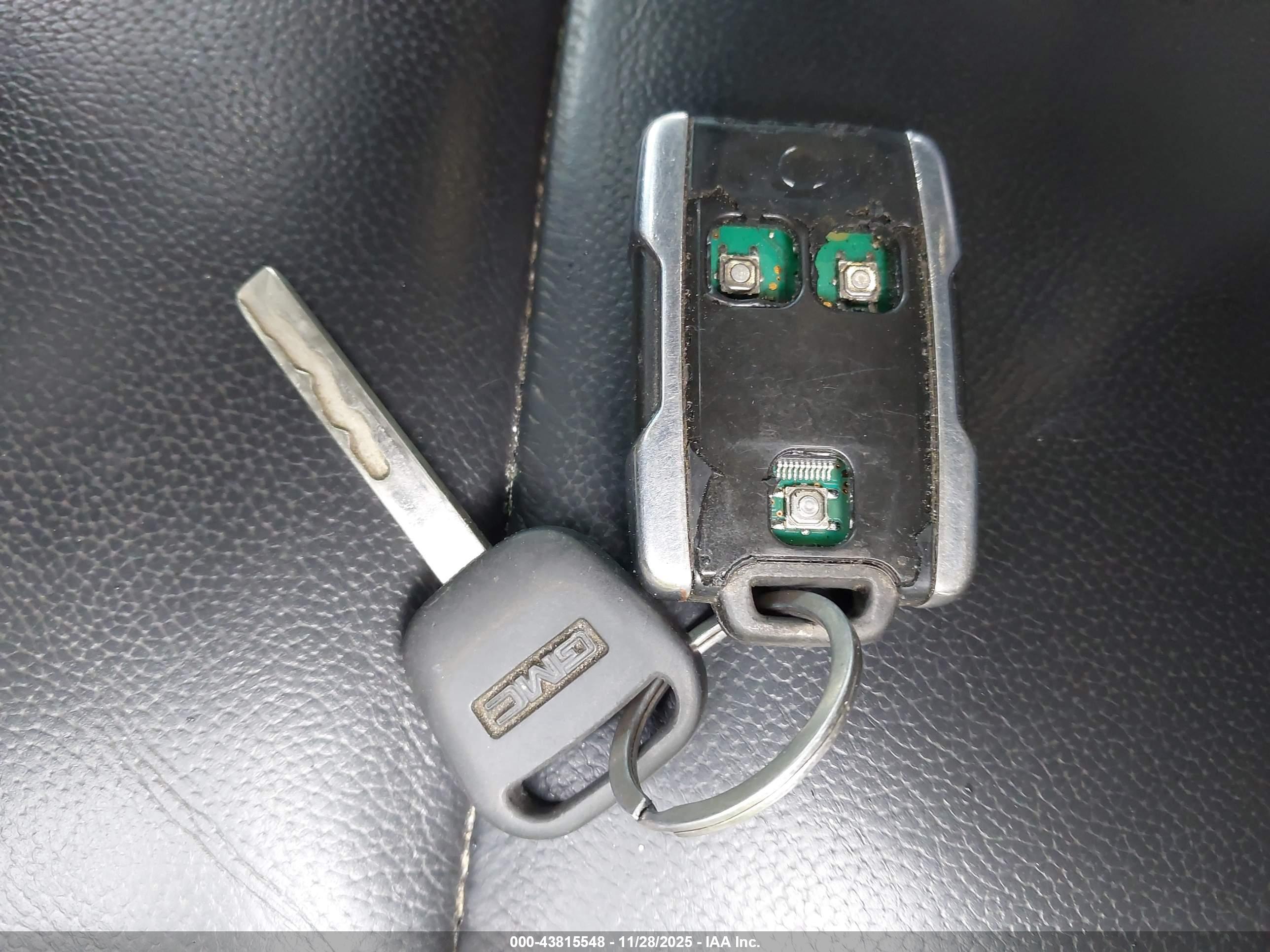 GMC SIERRA image 11