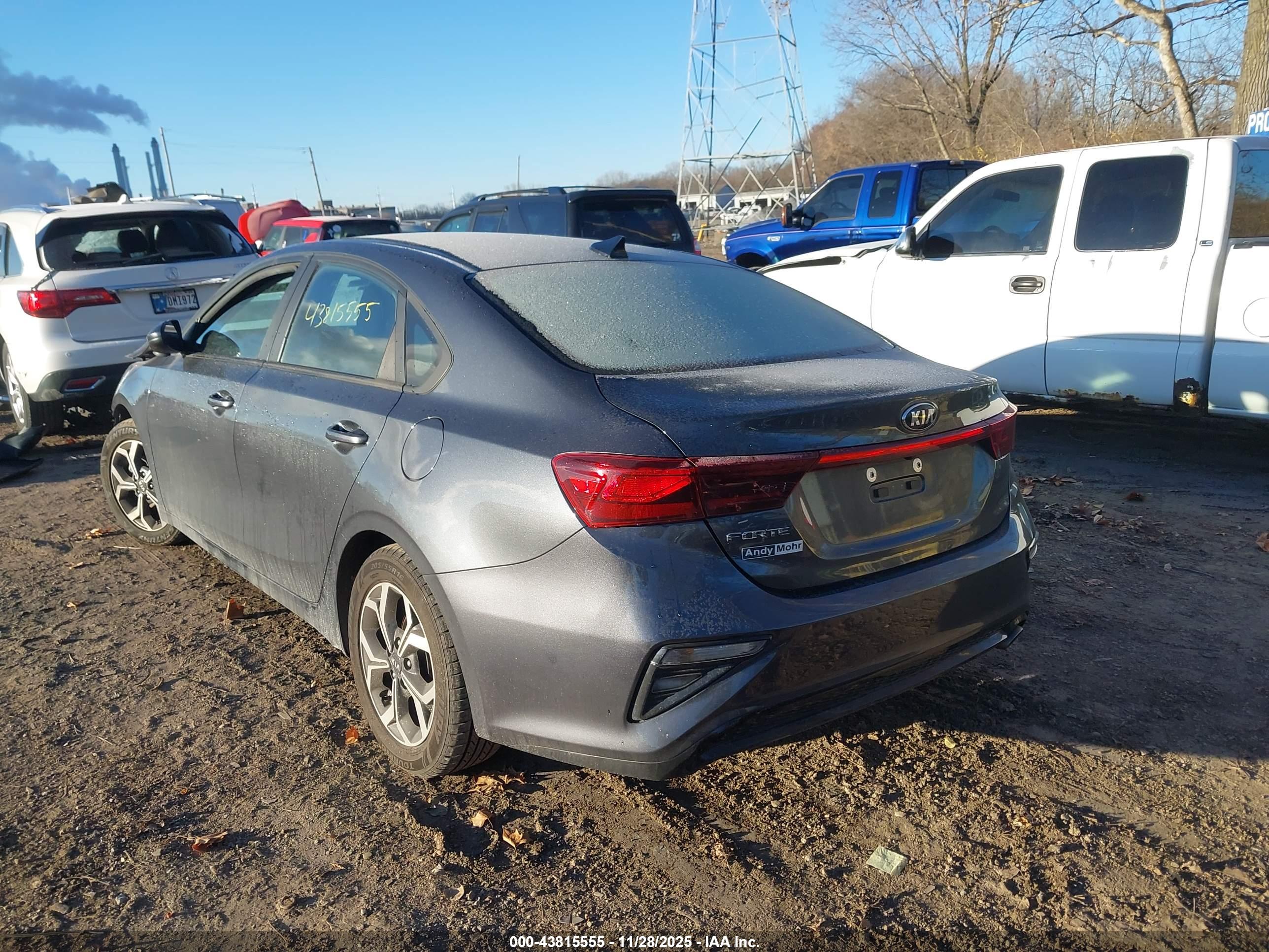 KIA FORTE image 3