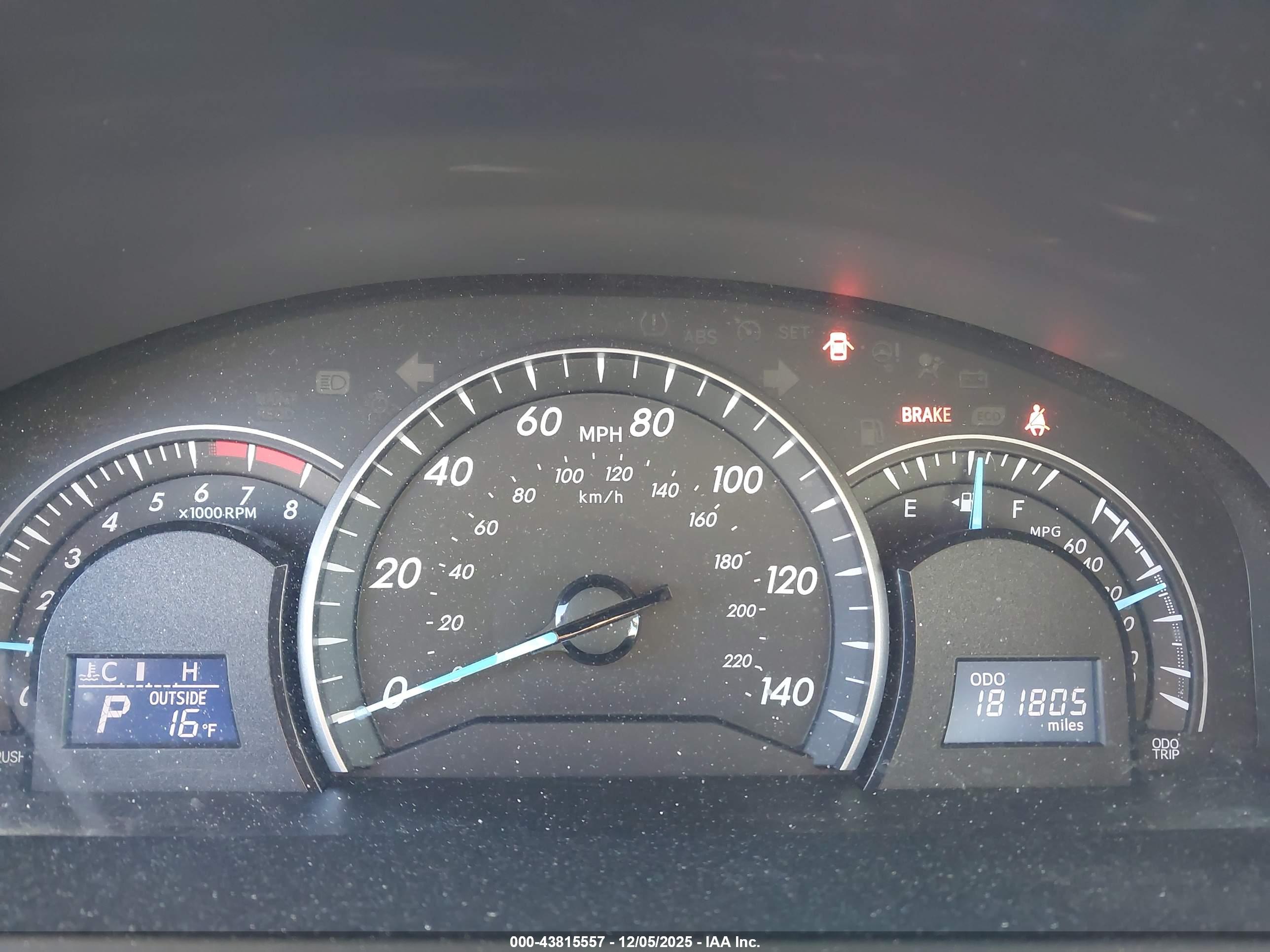 TOYOTA CAMRY image 7