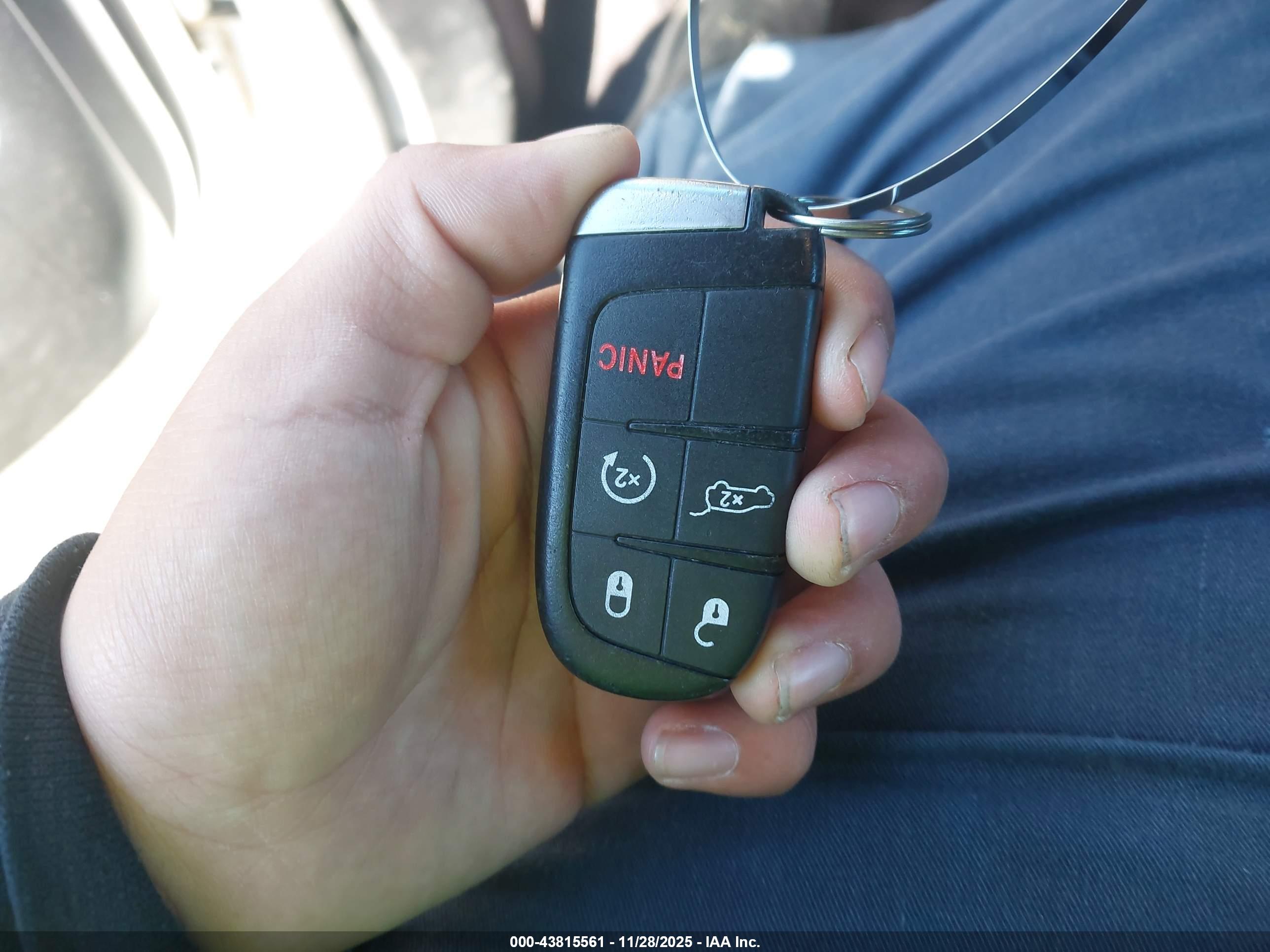 JEEP GRAND image 11