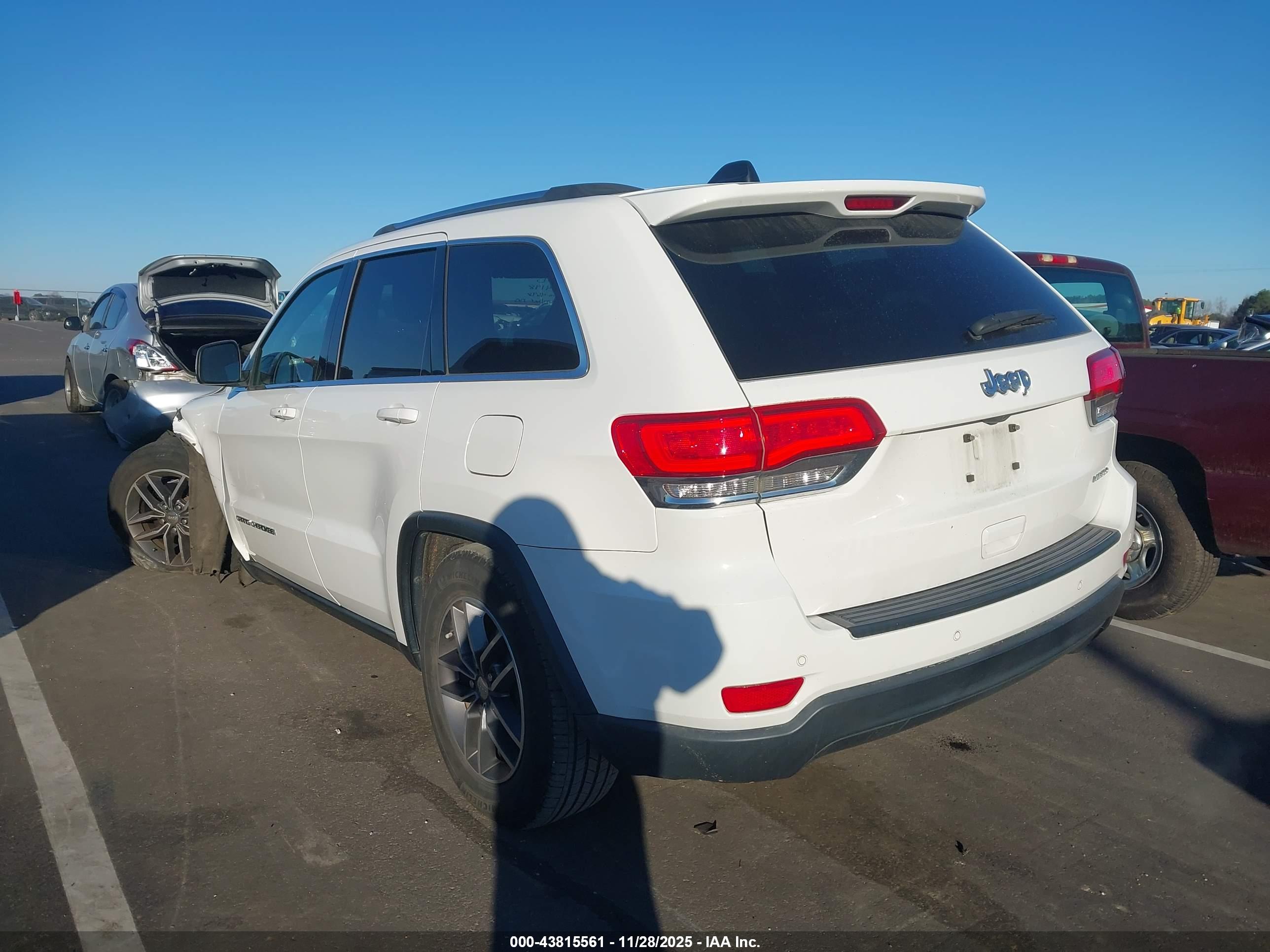 JEEP GRAND image 3