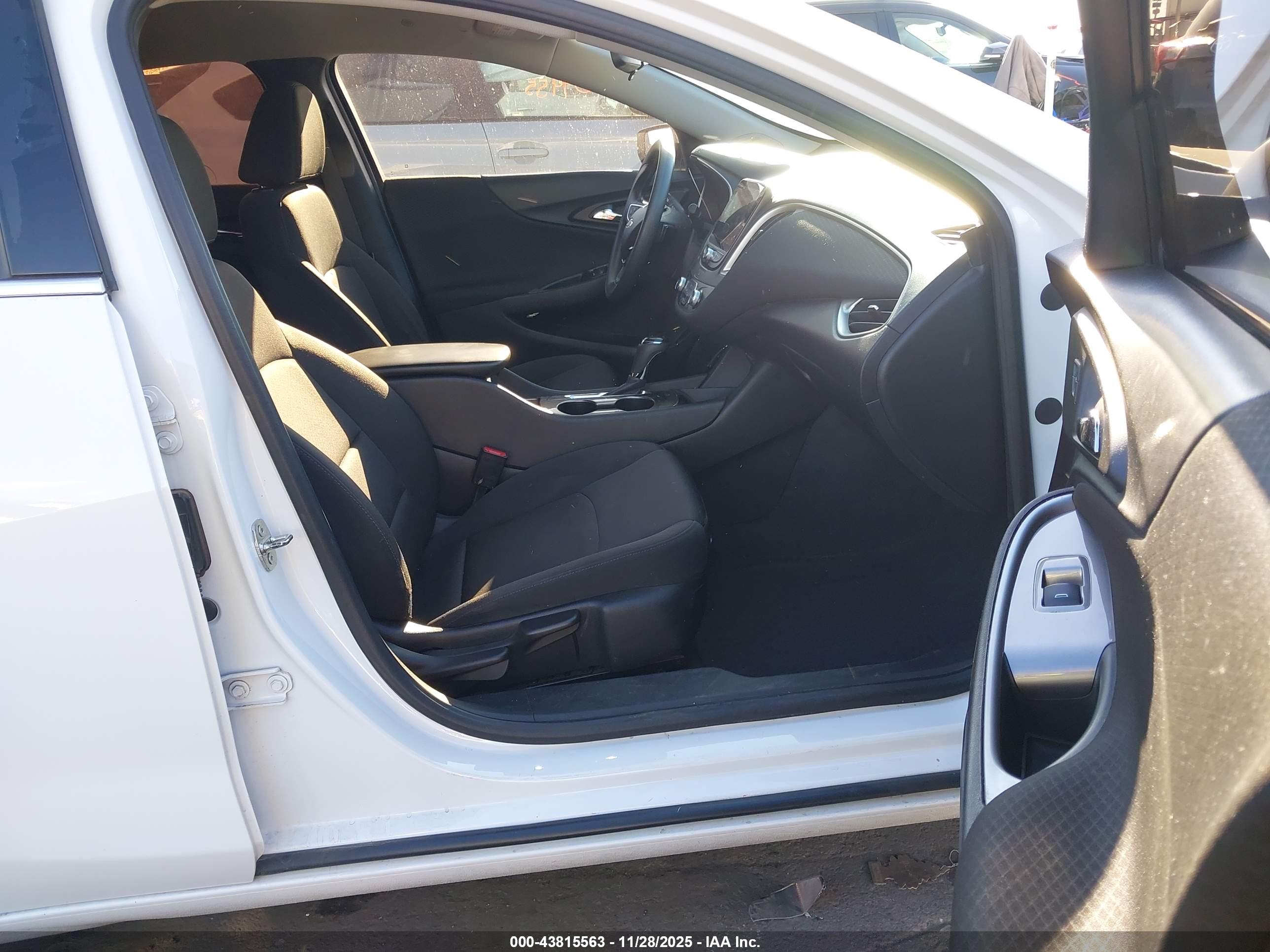 CHEVROLET MALIBU image 5